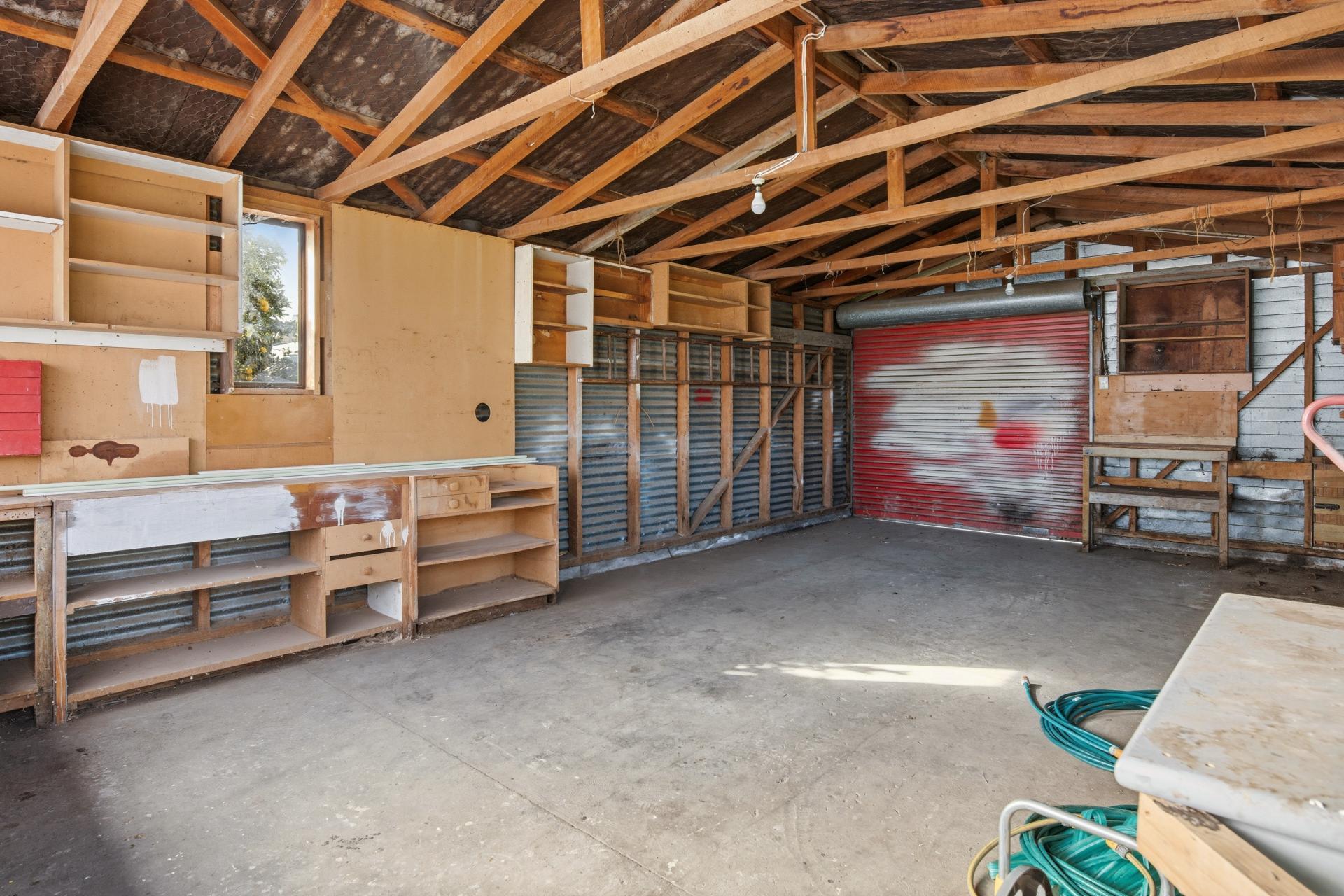 64 New Renwick Road, Burleigh