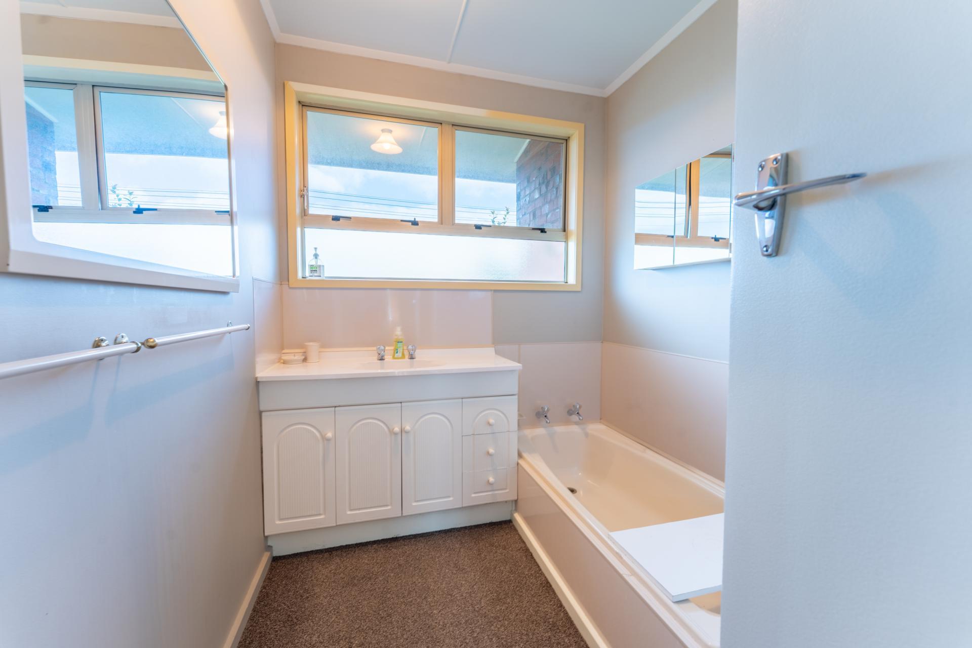 1 Balmoral Street, Marchwiel