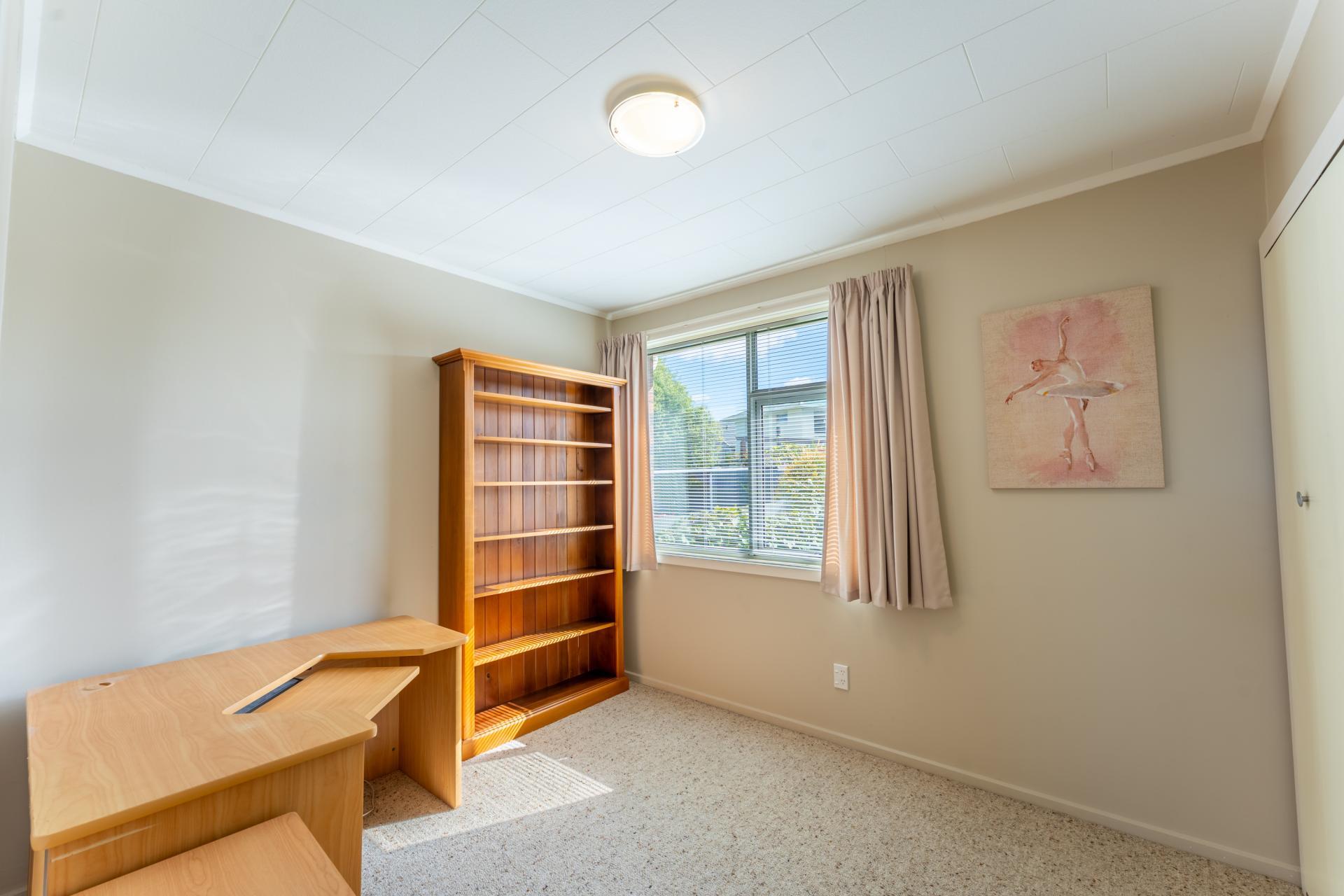 1 Balmoral Street, Marchwiel