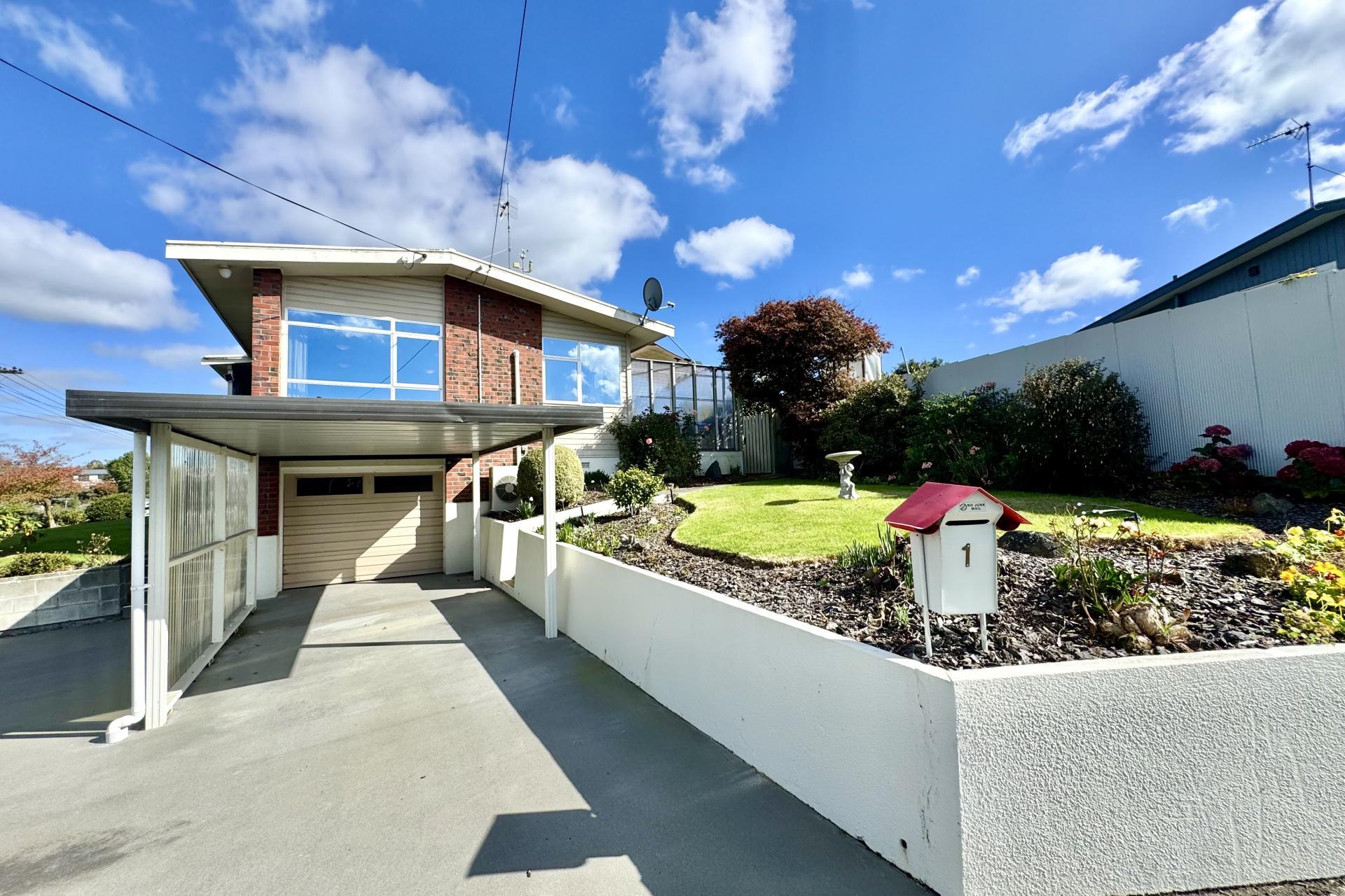 1 Balmoral Street, Marchwiel