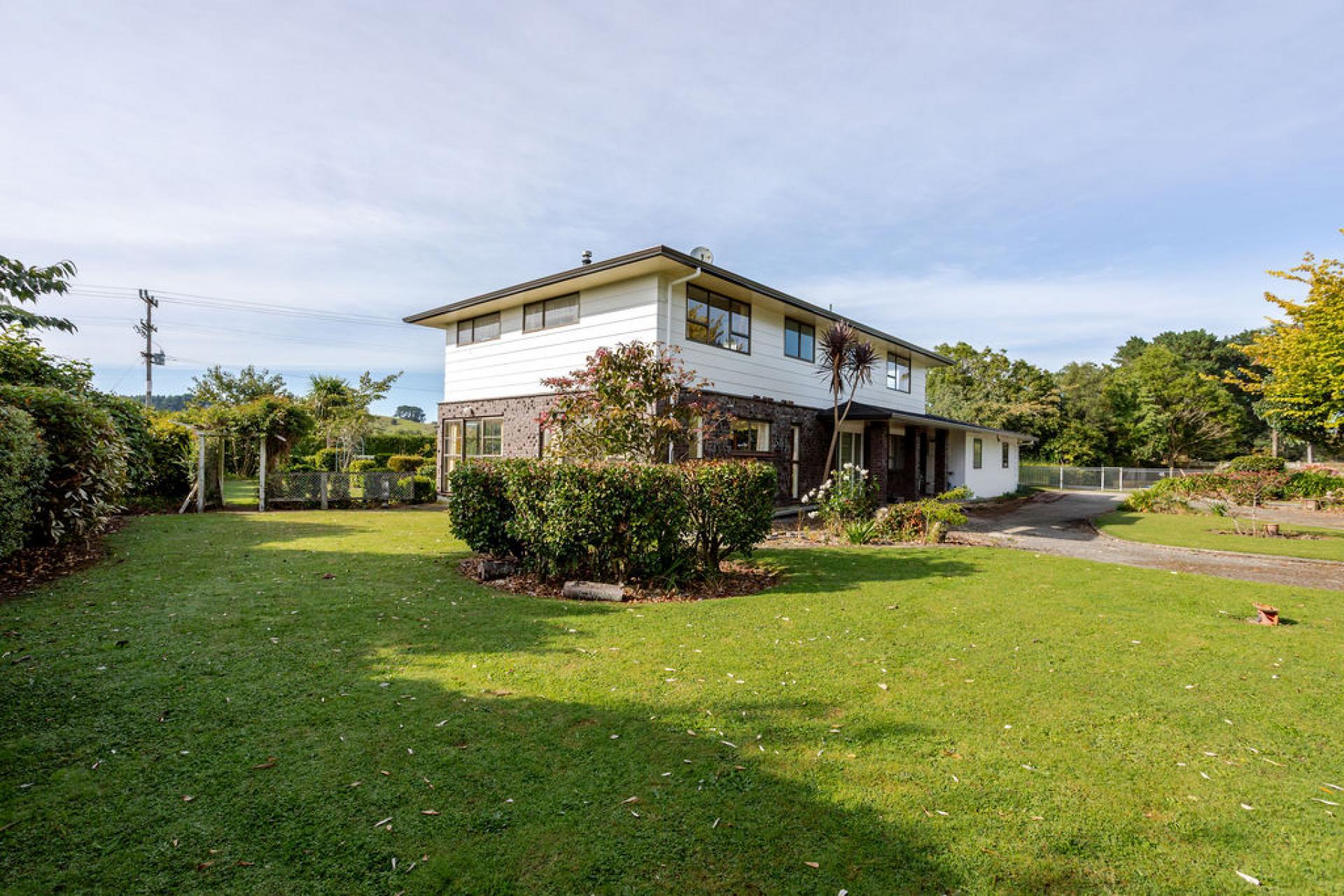 81924 State Highway 2, Pahiatua