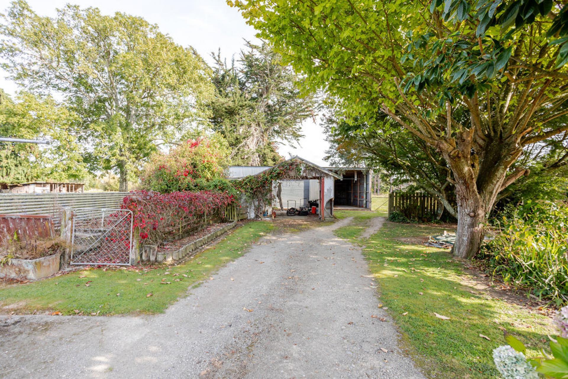 81924 State Highway 2, Pahiatua