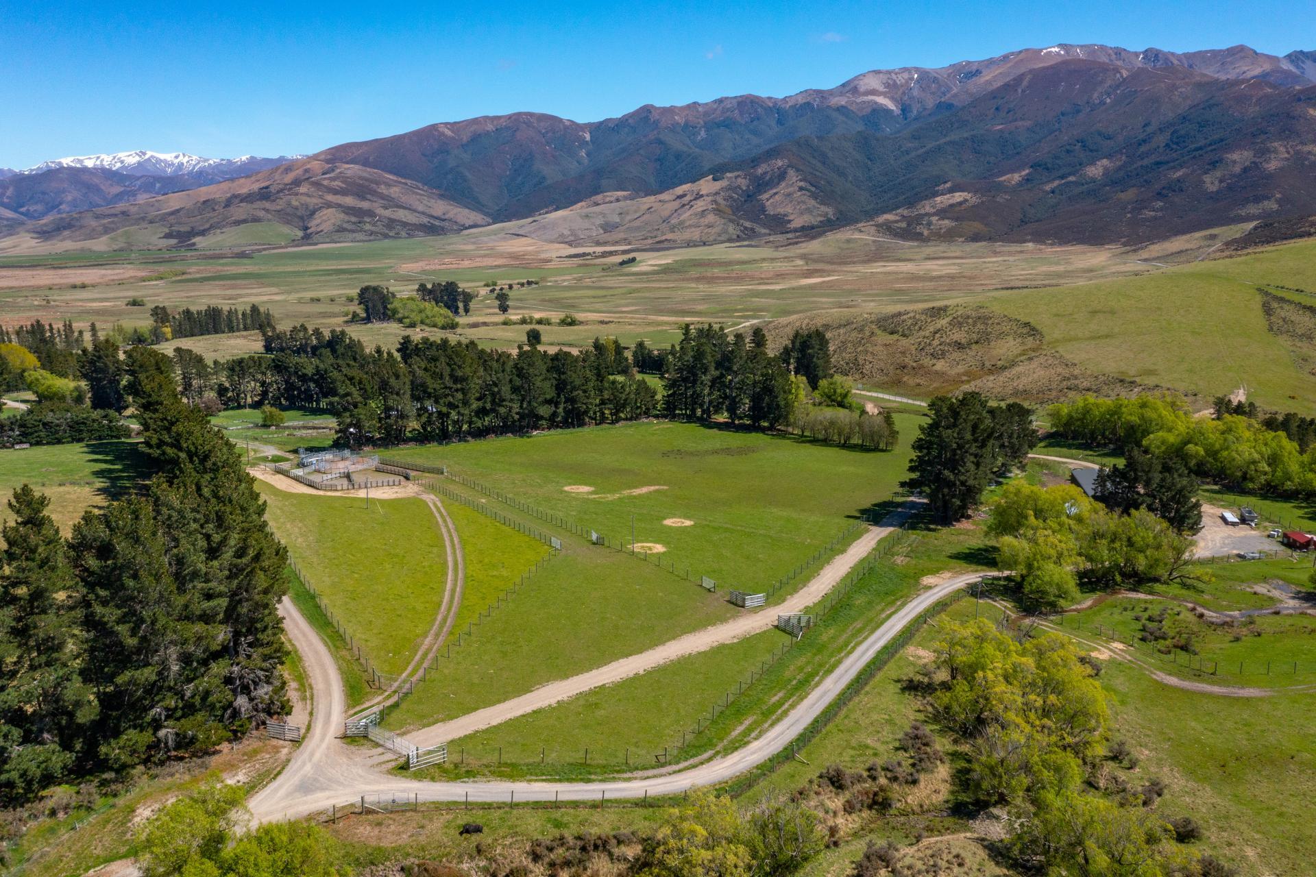 3733 Lees Valley Road, Lees Valley