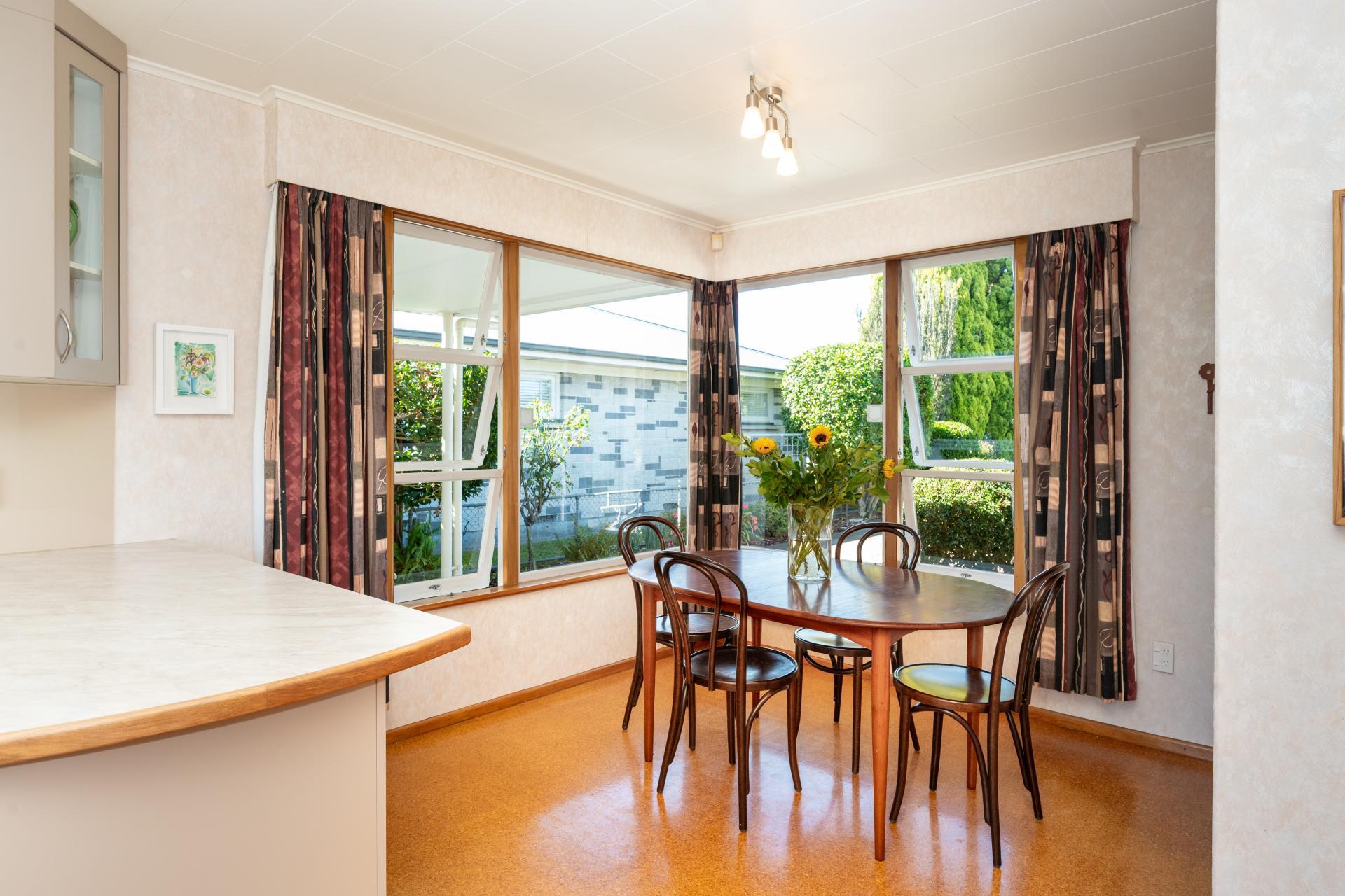 710 Rainbow Avenue, Parkvale