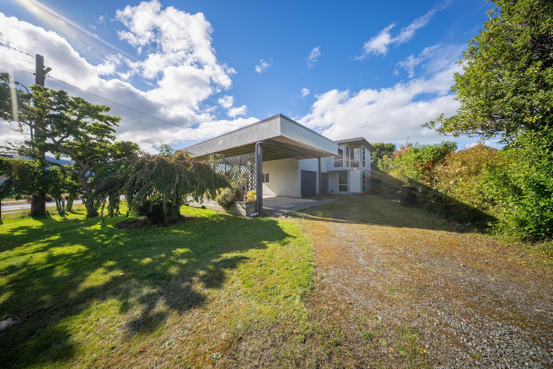 80 Bligh Street, Te Anau