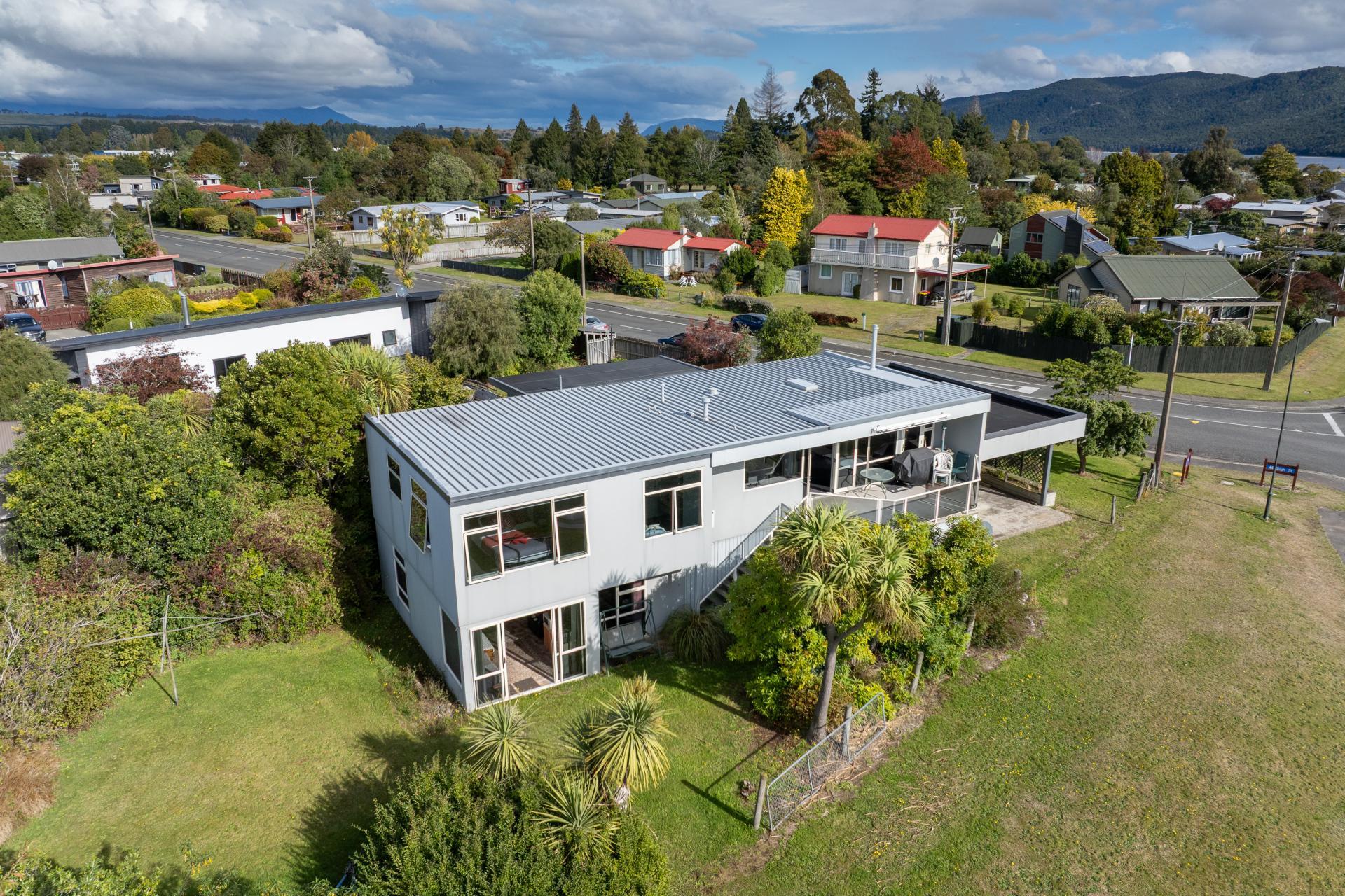 80 Bligh Street, Te Anau