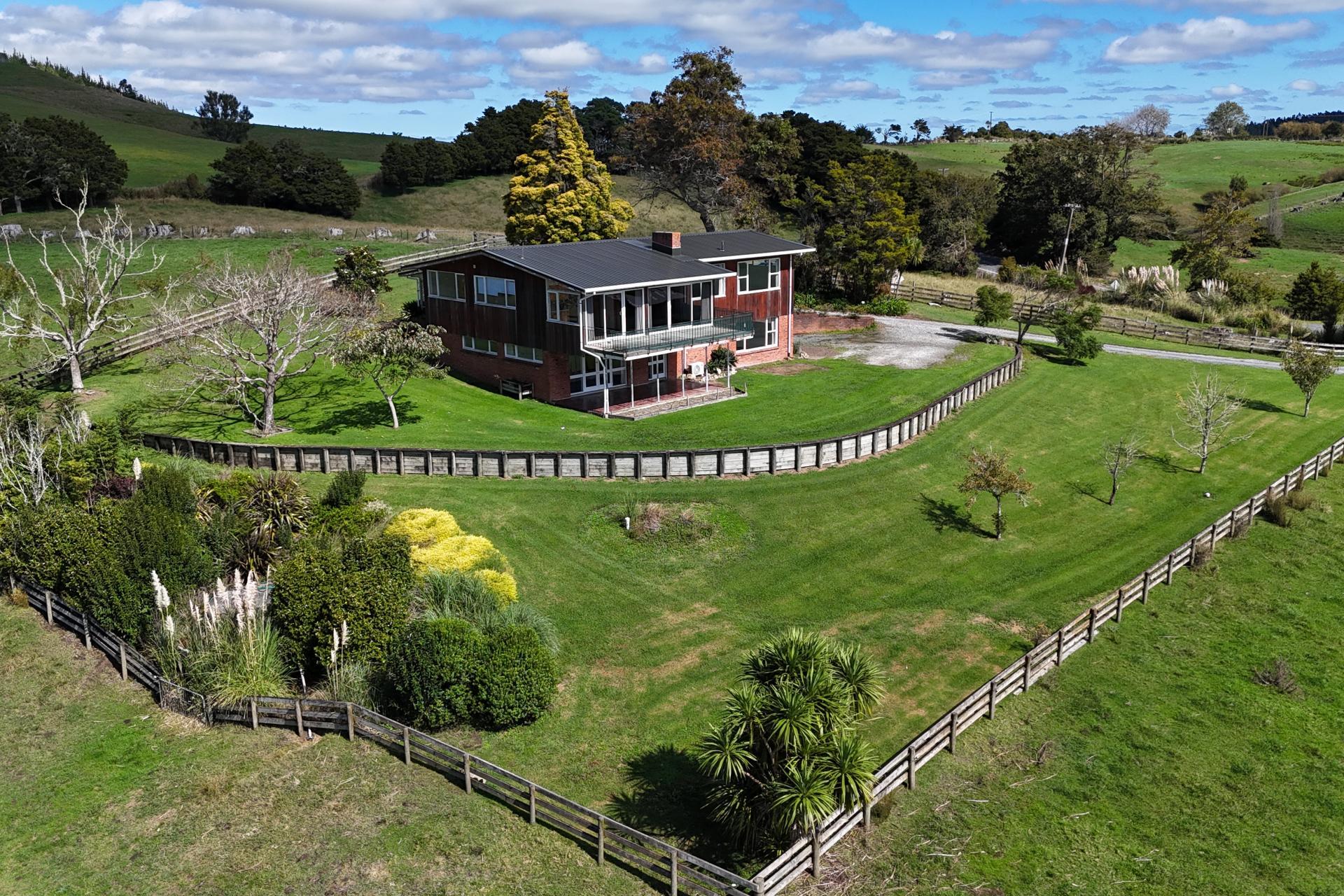 123 Whakapirau Road, Wellsford
