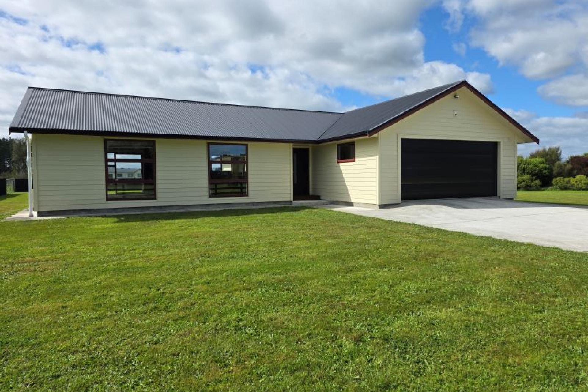 381A Park Road, Carterton