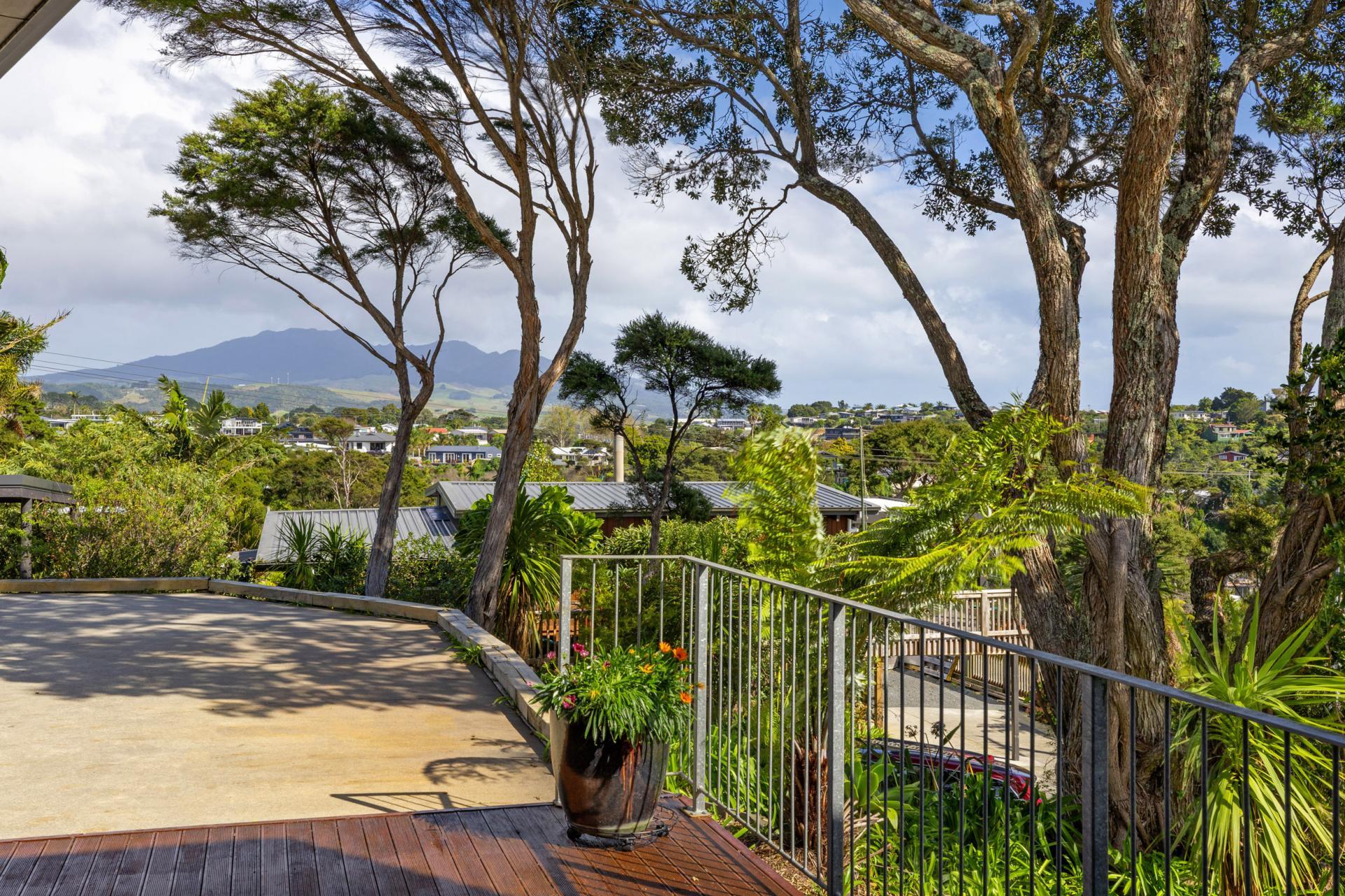 106P Greenslade Road, Raglan