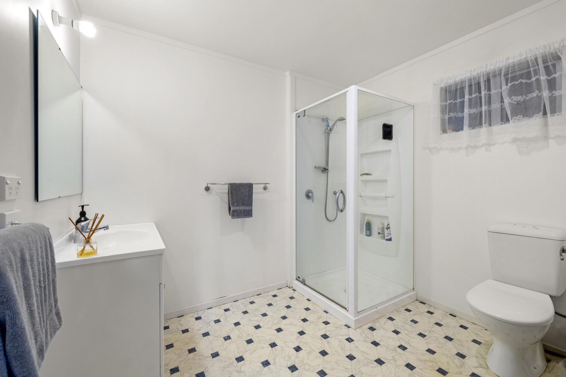 106P Greenslade Road, Raglan