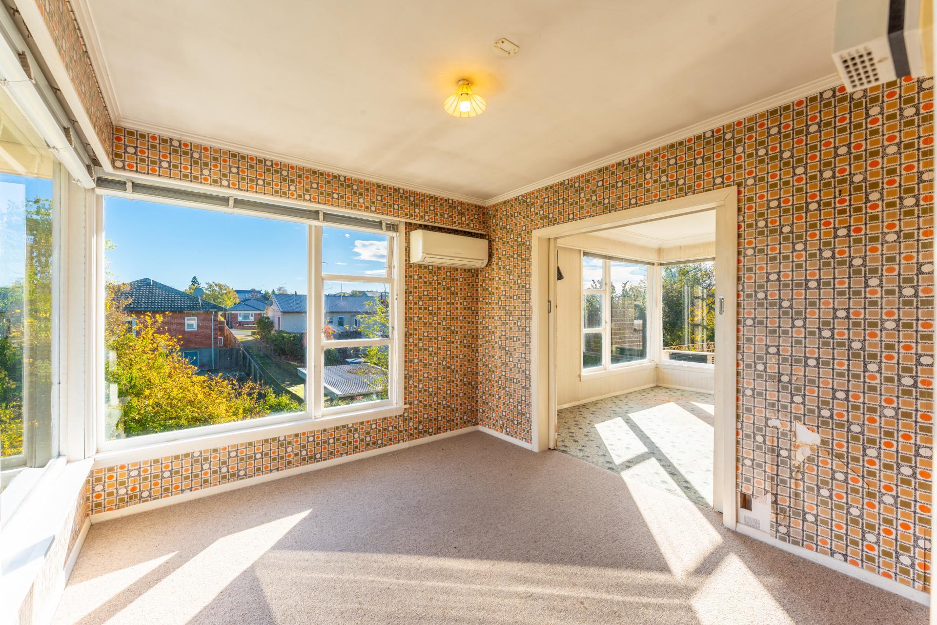 3 Hertnon Street, West End