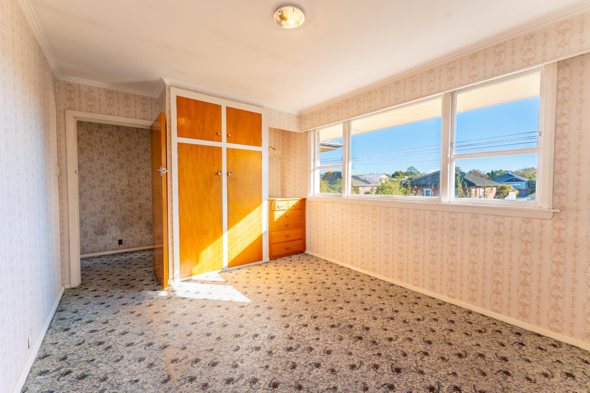 3 Hertnon Street, West End