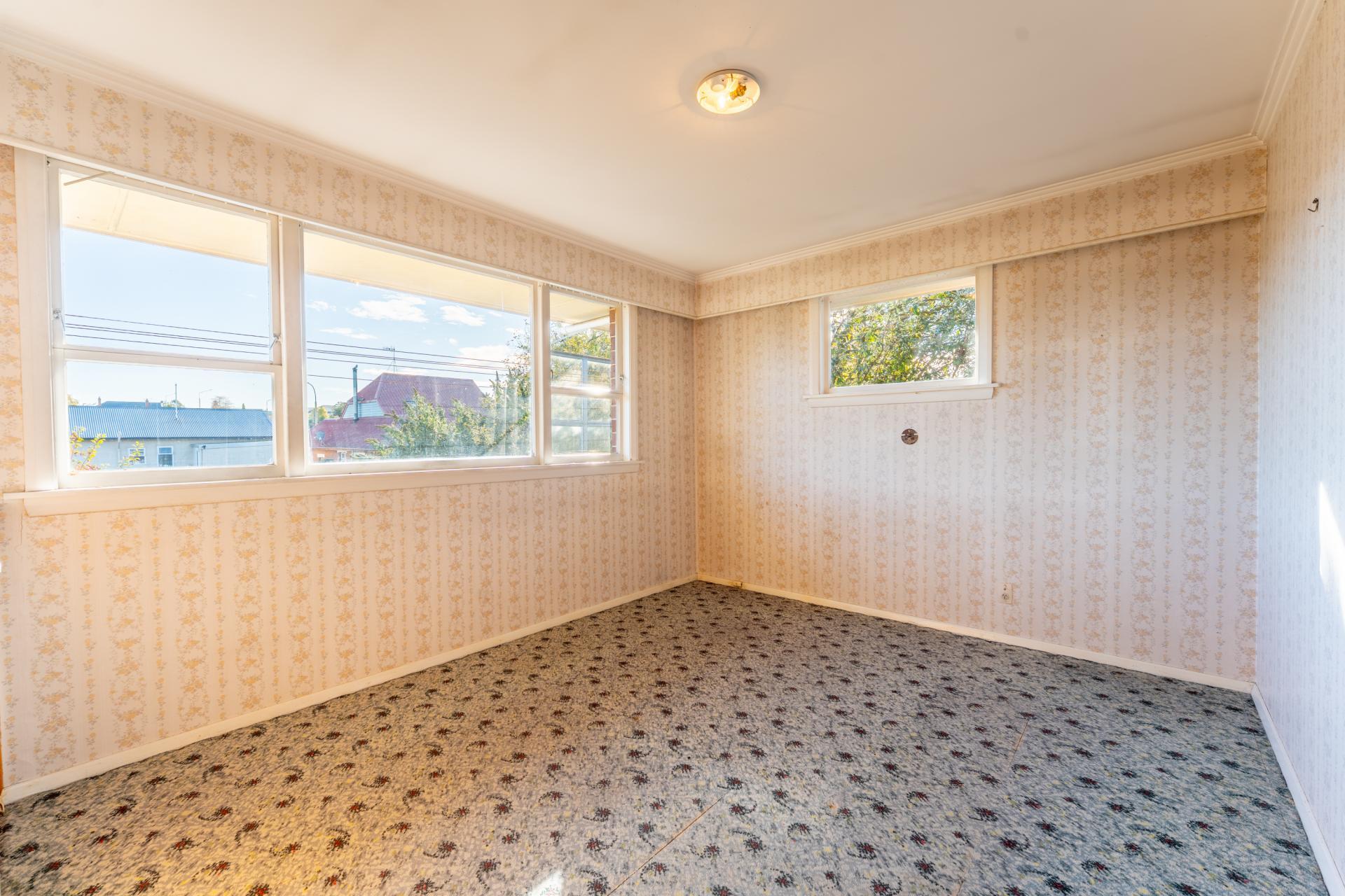 3 Hertnon Street, West End