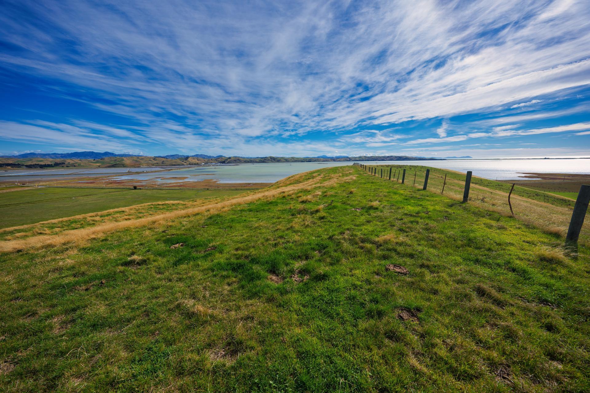Corner Marfells Beach and Clifford Roads, Lake Grassmere