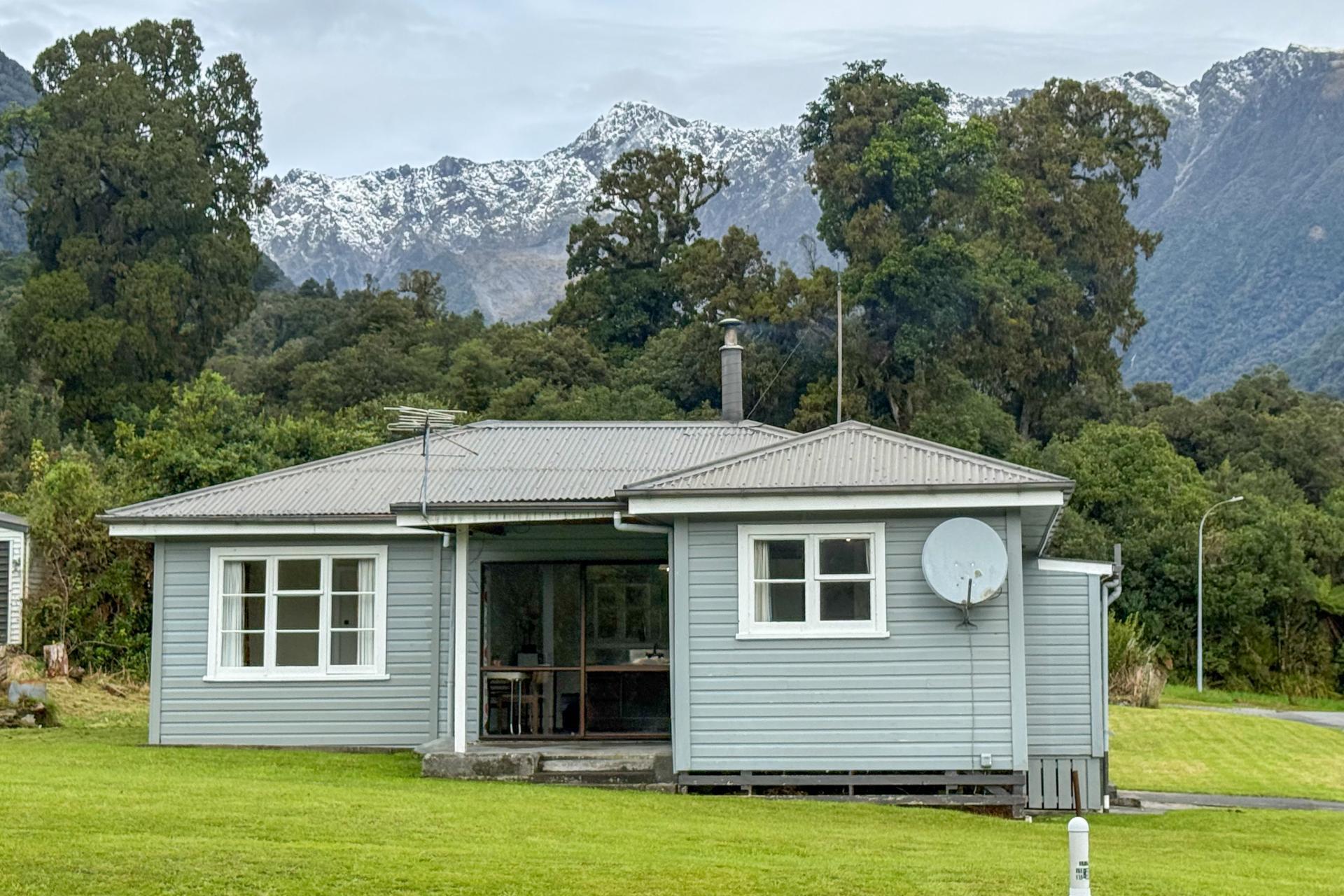13 Main Road, Fox Glacier