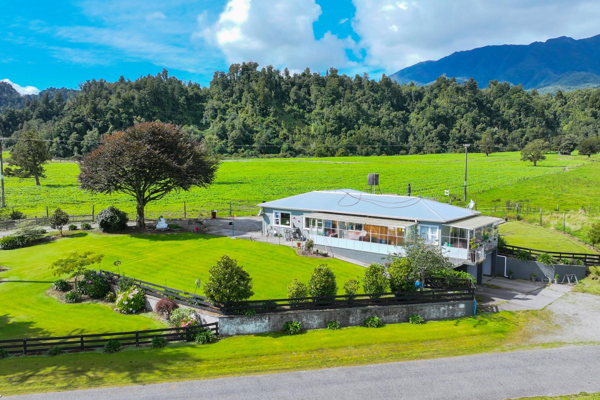 217 Poerua Valley Road, Harihari