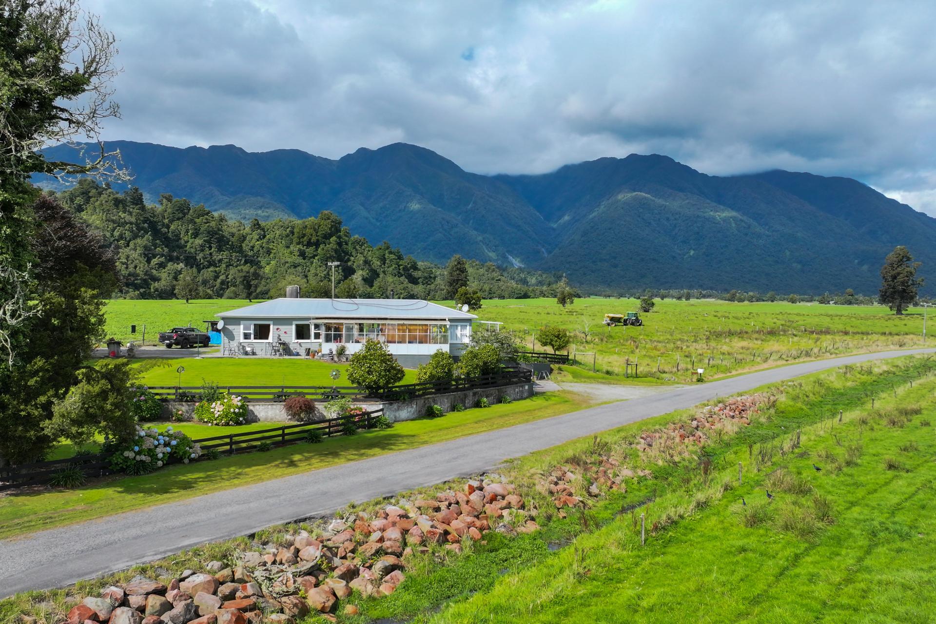 217 Poerua Valley Road, Harihari