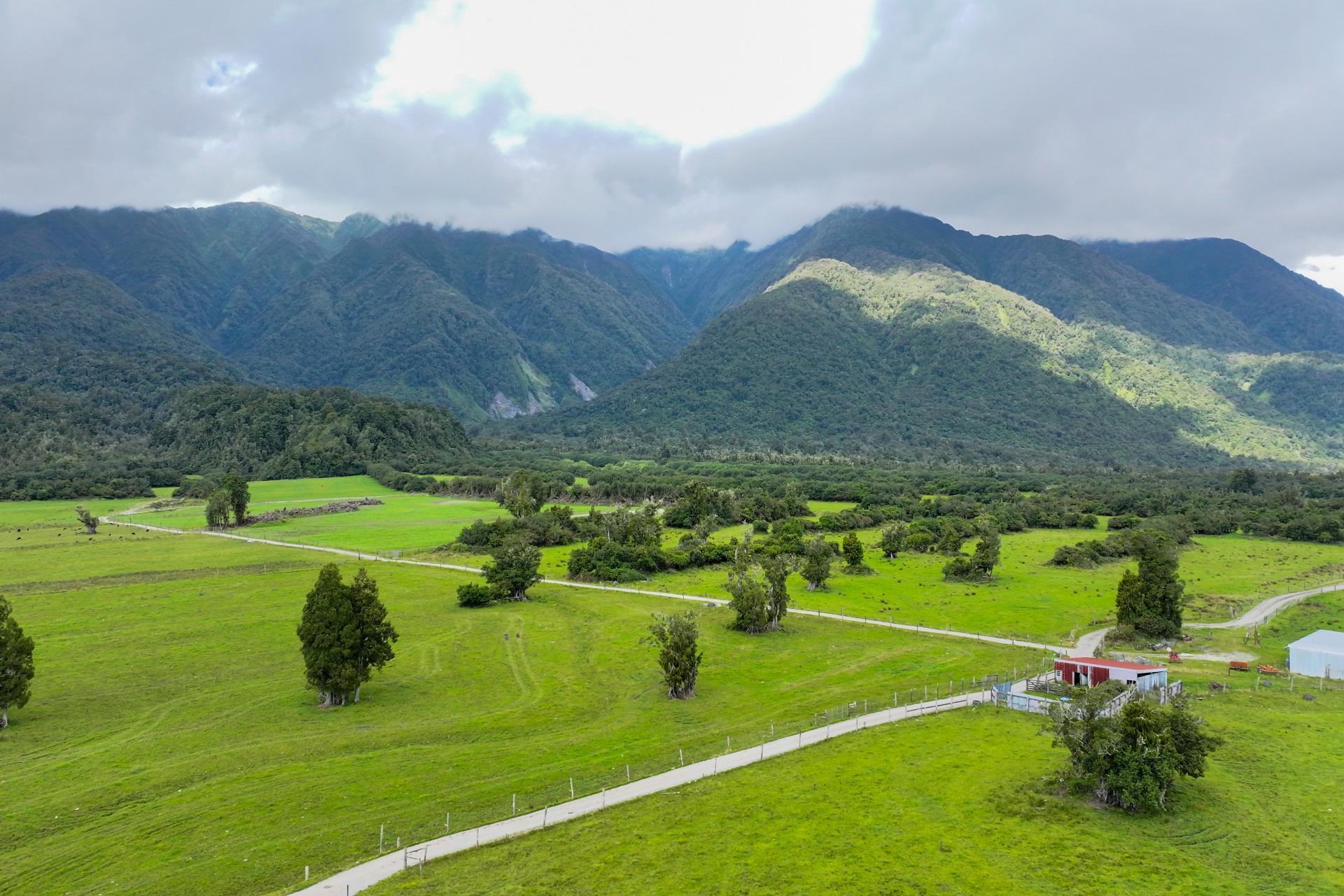217 Poerua Valley Road, Harihari