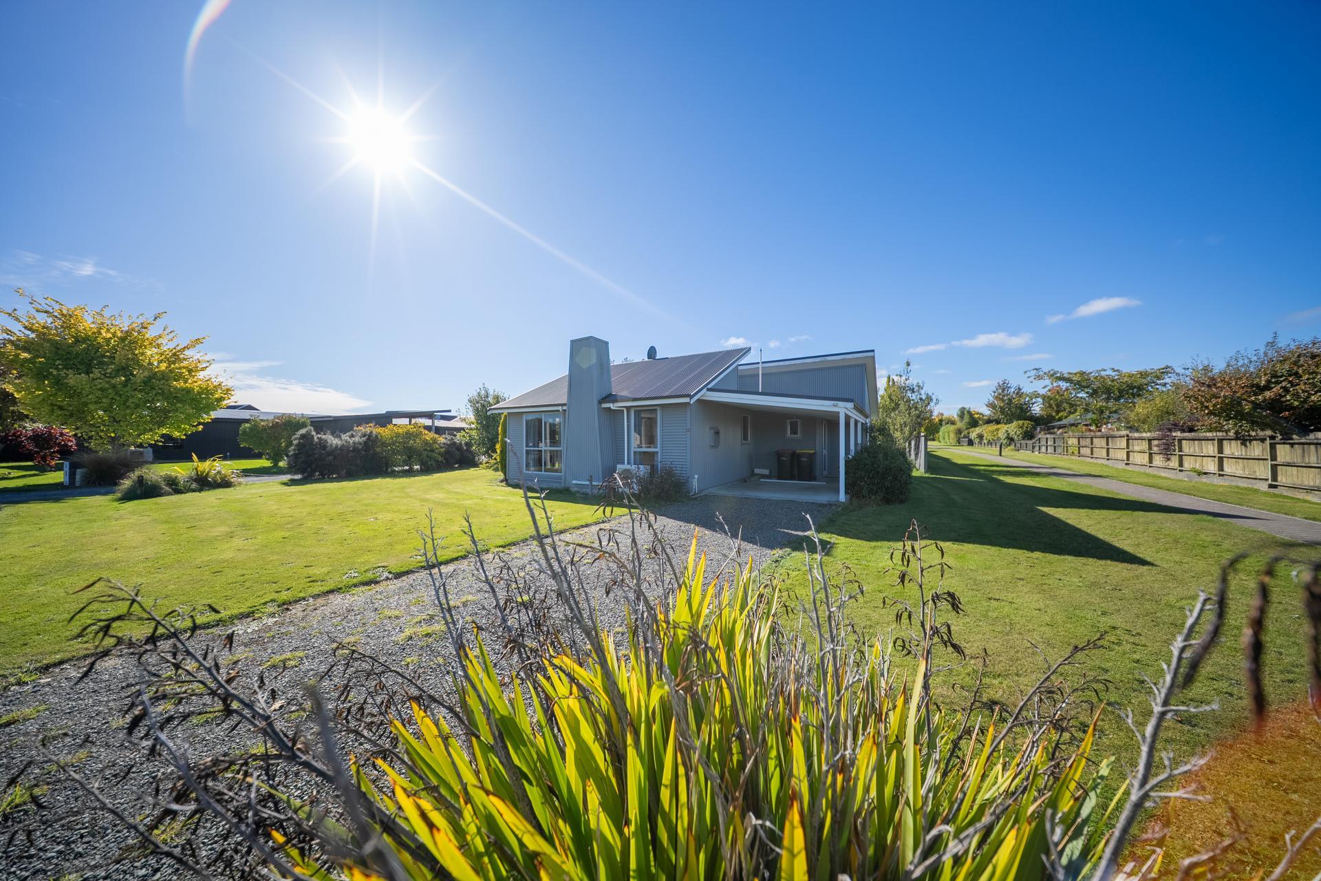25 Pop Andrew Drive, Te Anau