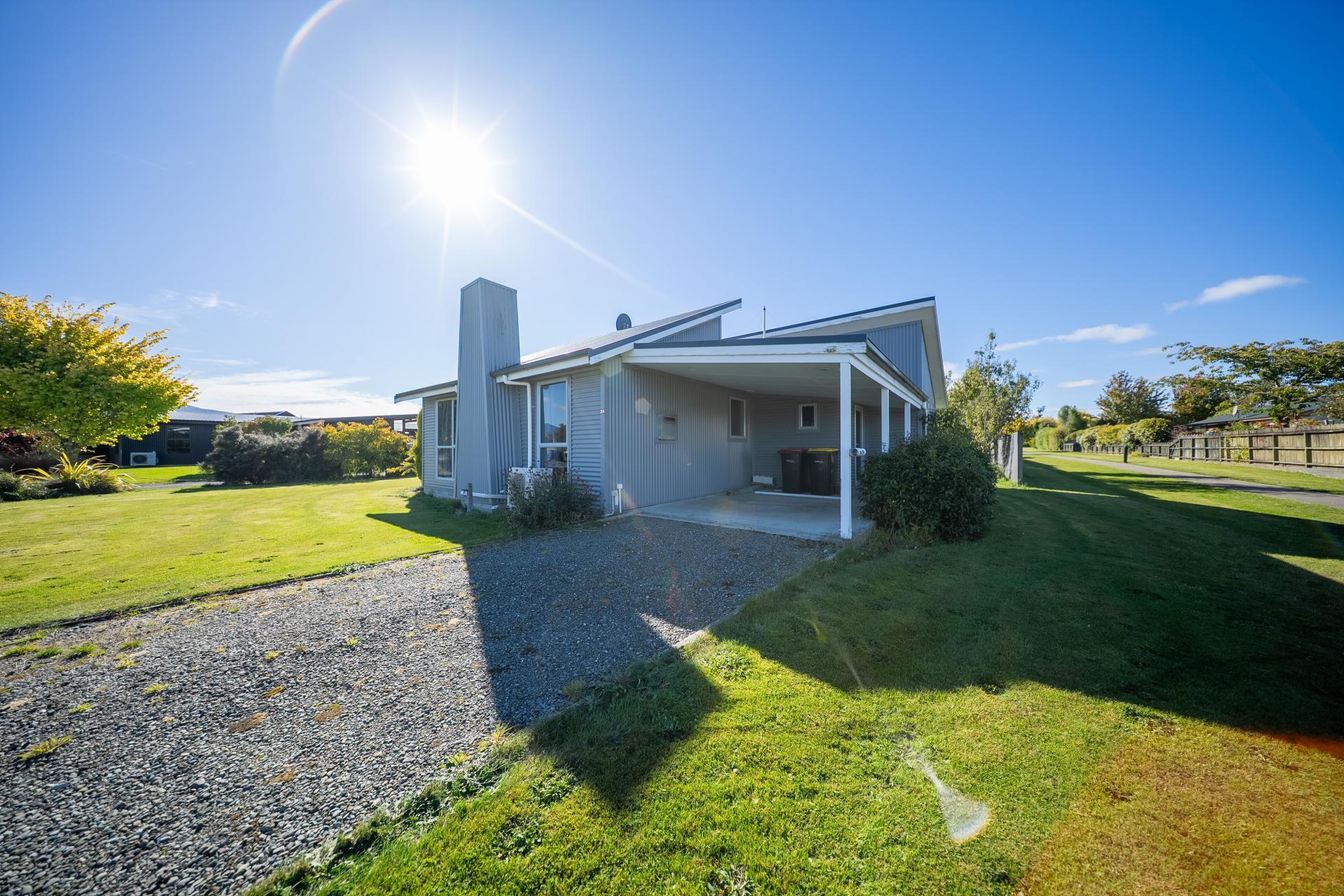 25 Pop Andrew Drive, Te Anau