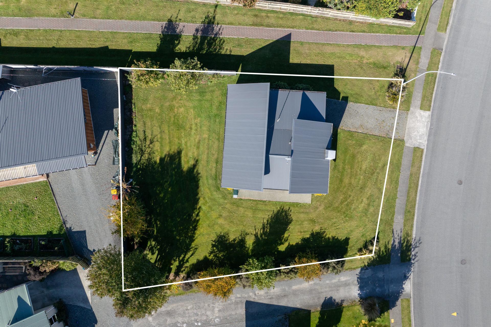 25 Pop Andrew Drive, Te Anau