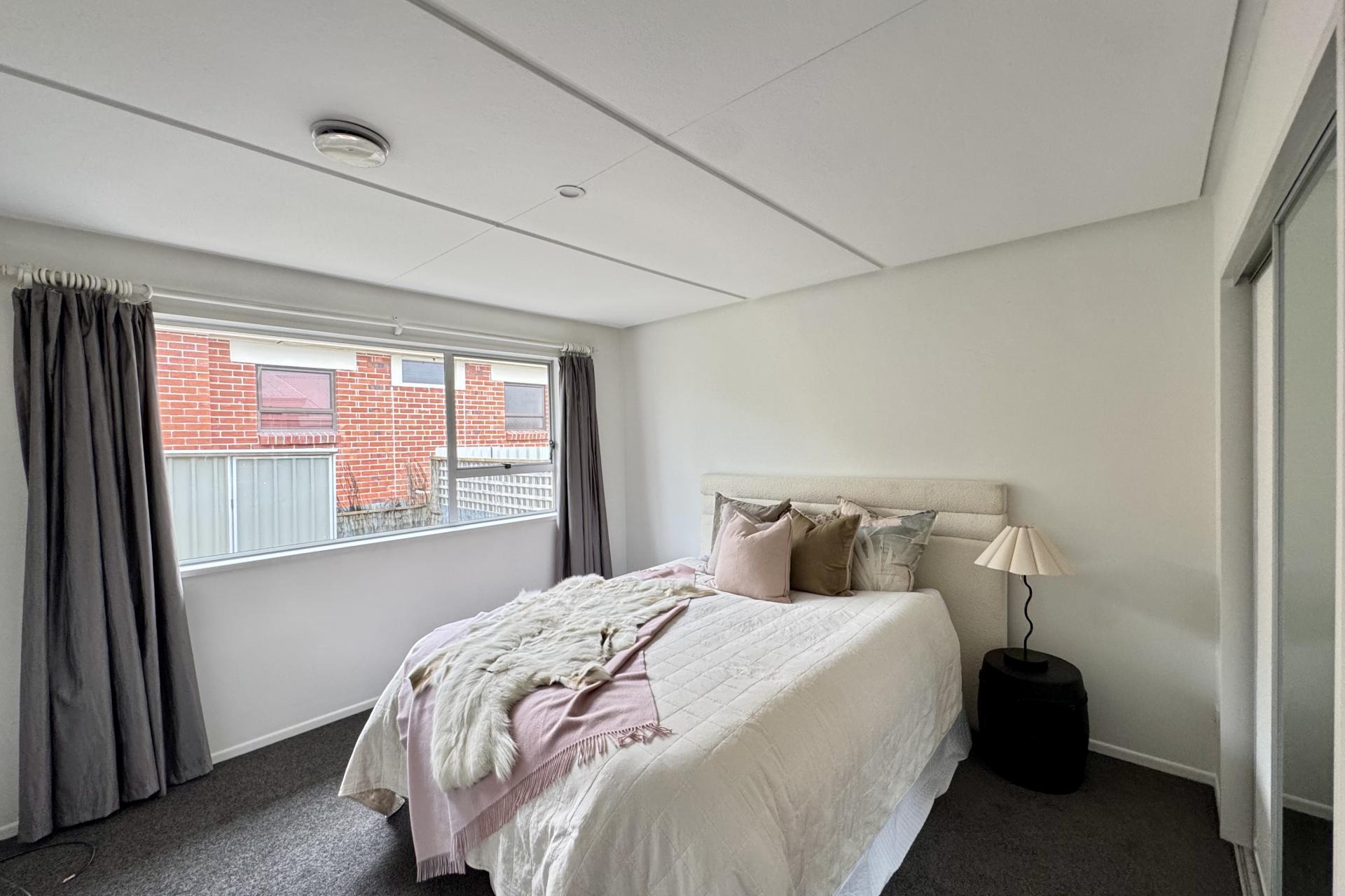 Unit 3, 17 Oxford Street, West End