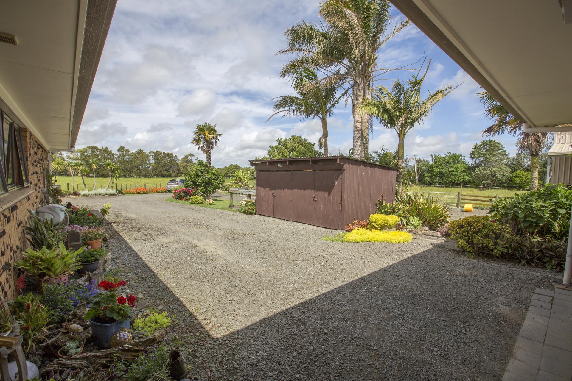 242 Baylys Coast Road, Dargaville
