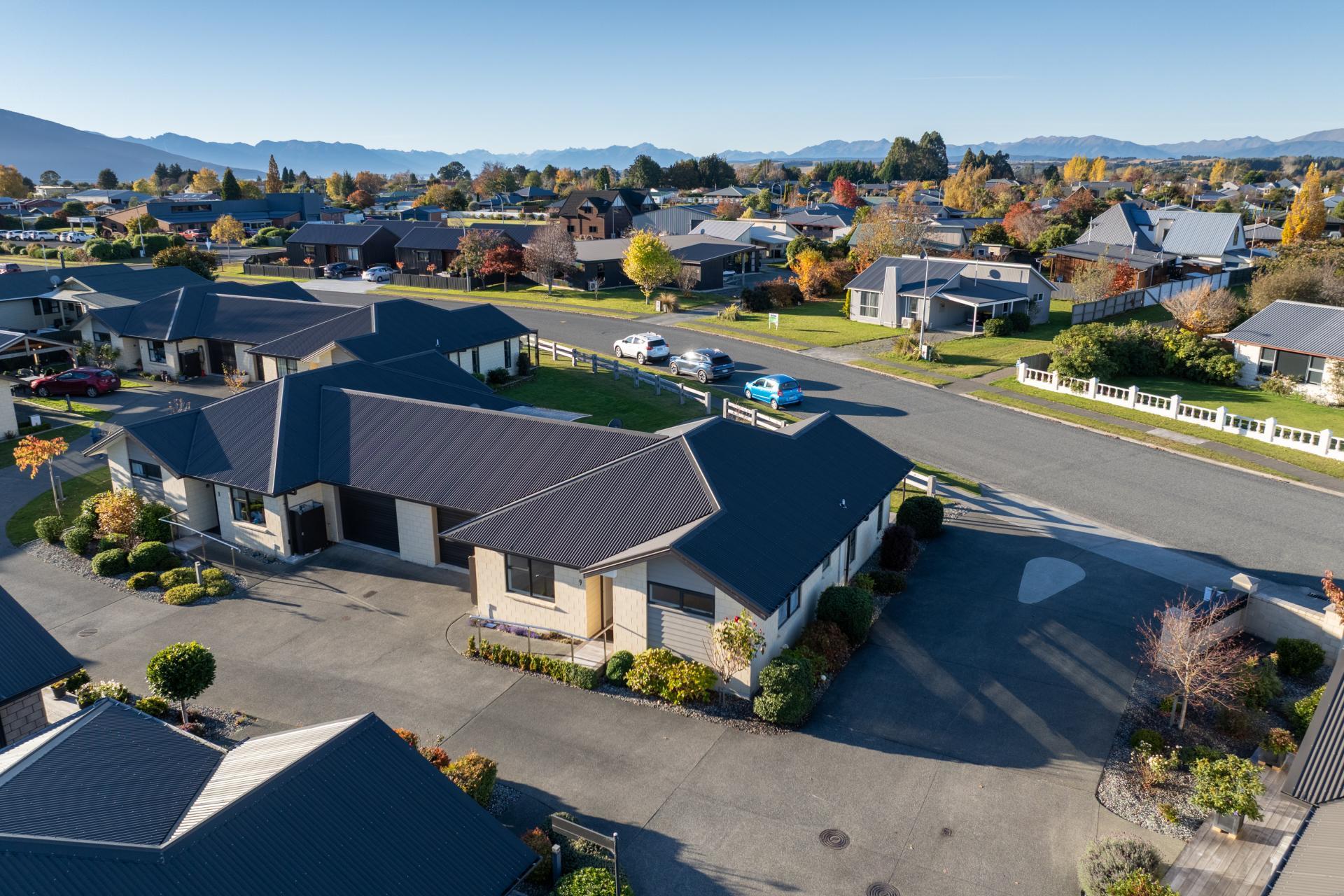 Unit 9, 28 Pop Andrew Drive, Te Anau