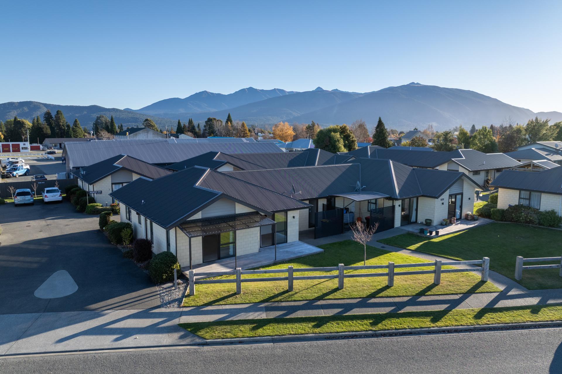 Unit 9, 28 Pop Andrew Drive, Te Anau