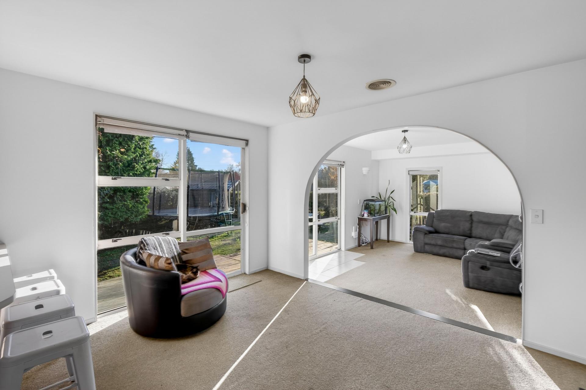 89a West Coast Road, Sheffield