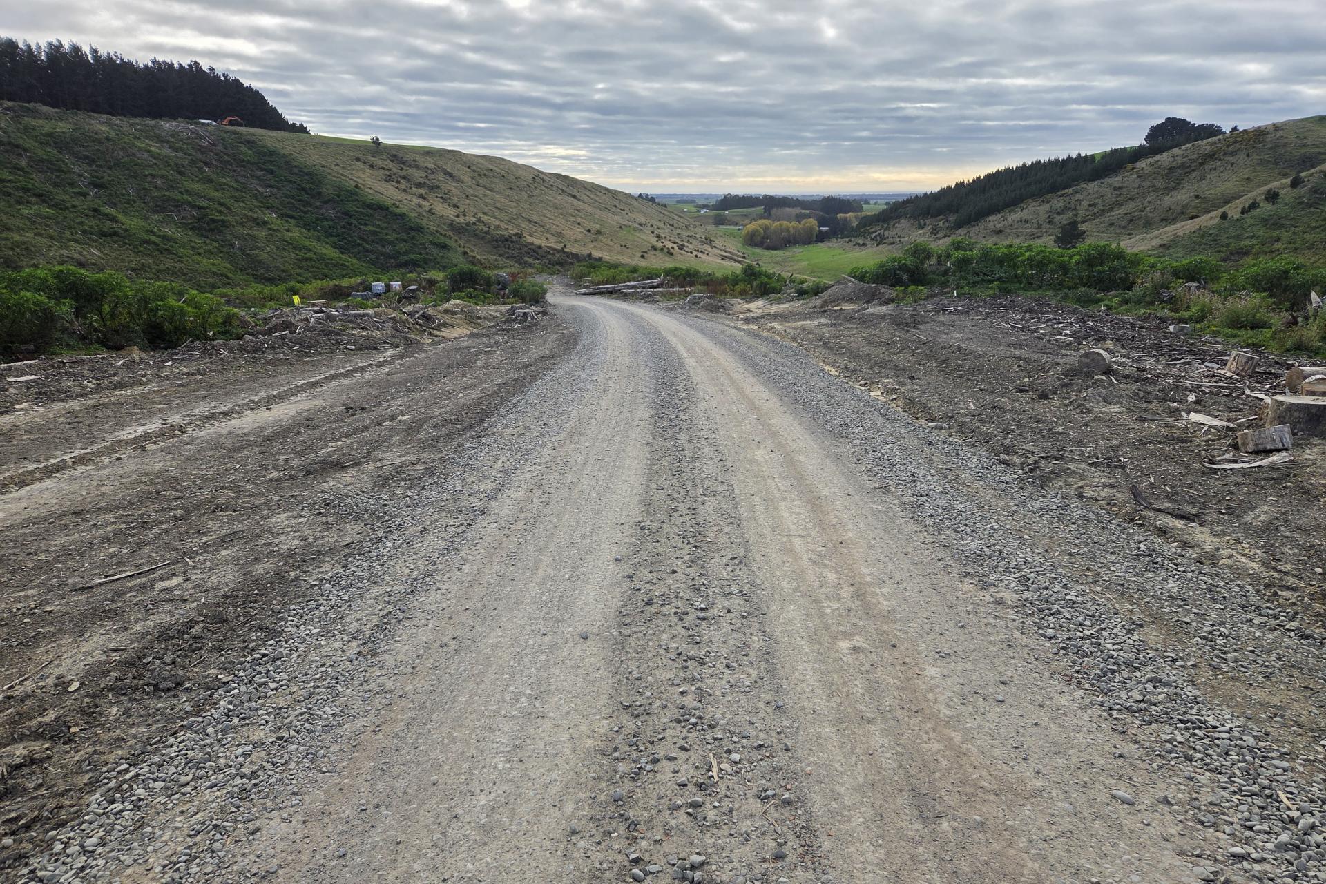 Broad Gully Road, Ikawai