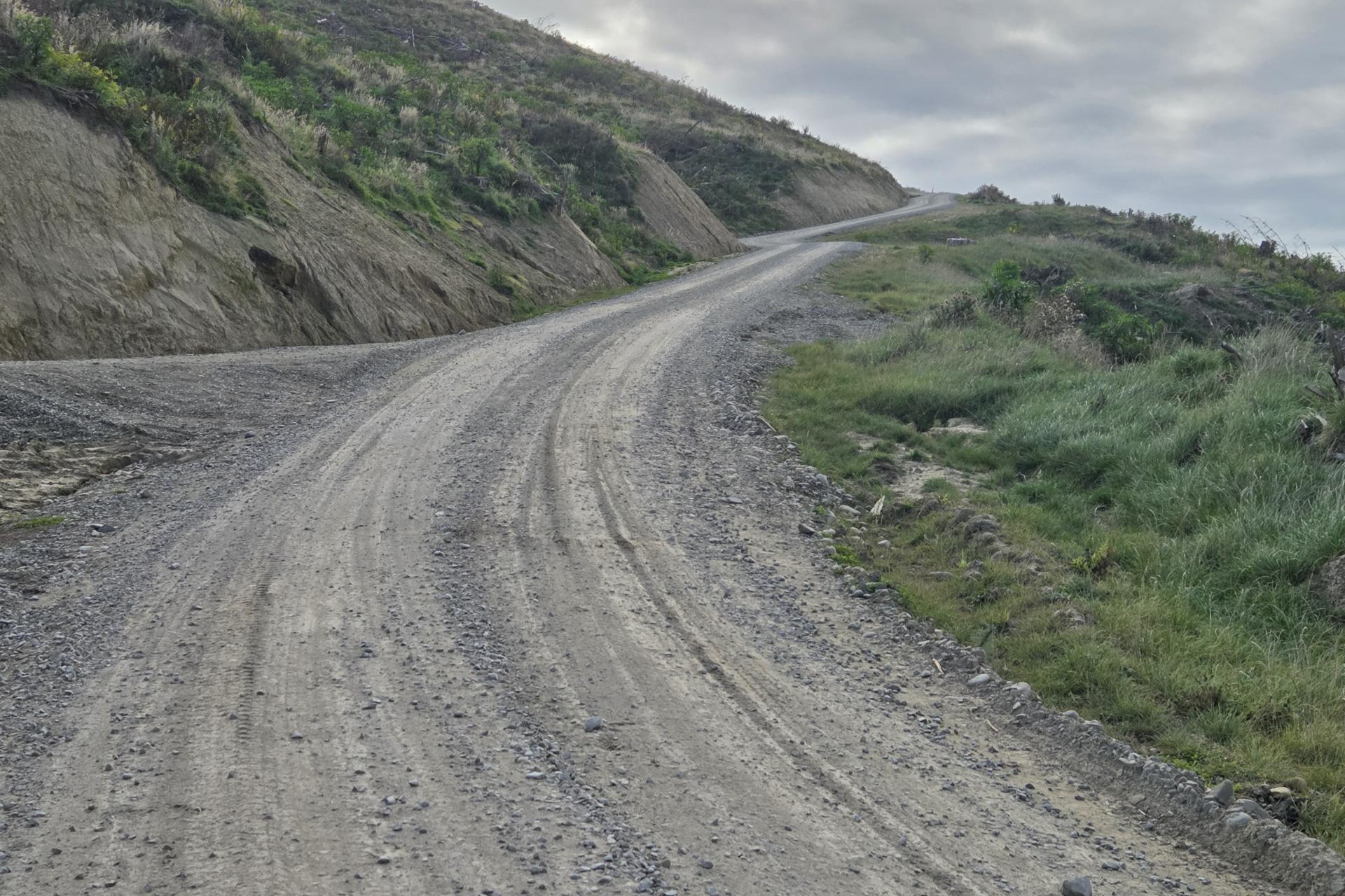 Broad Gully Road, Ikawai