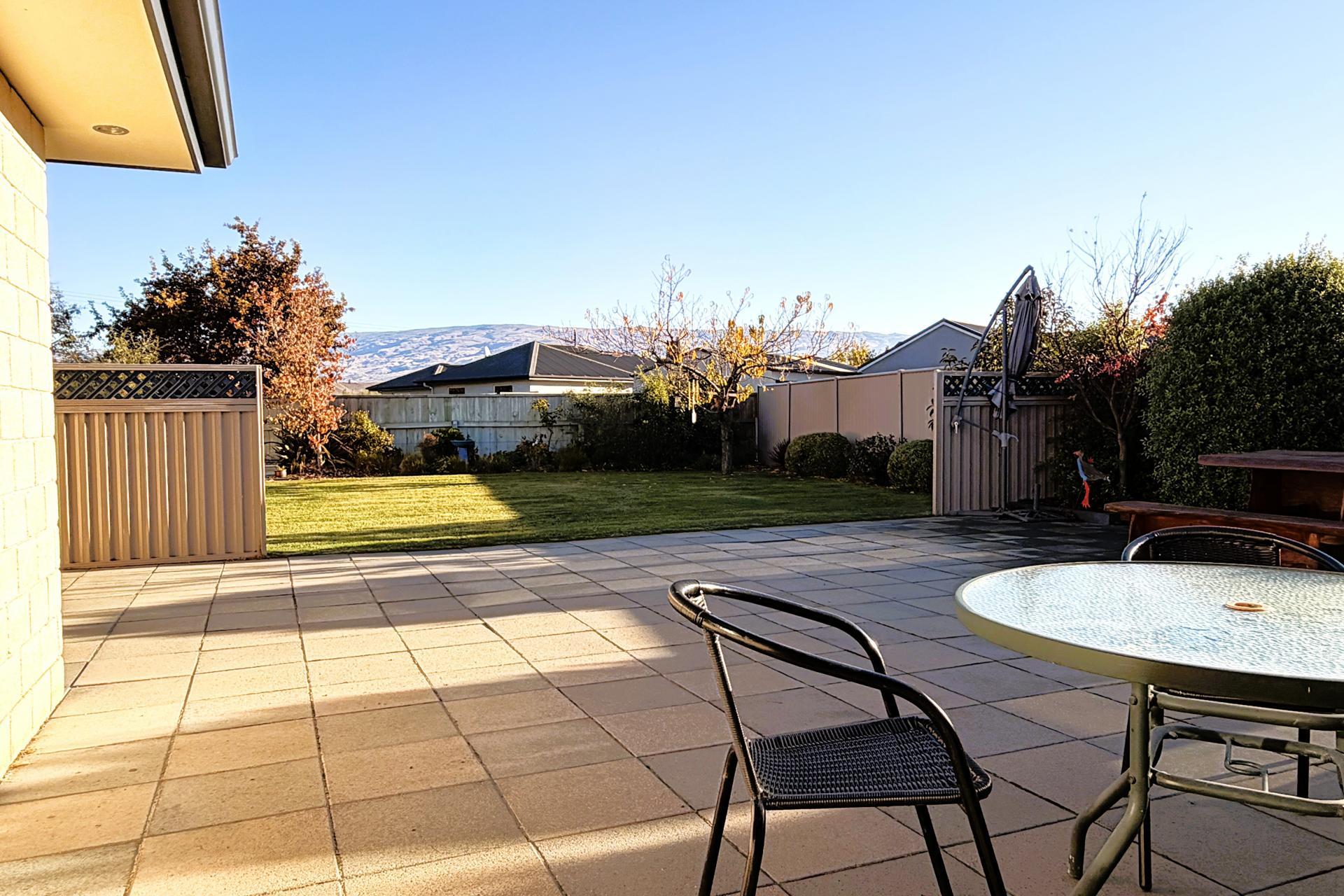 17 Larch Crescent, Alexandra