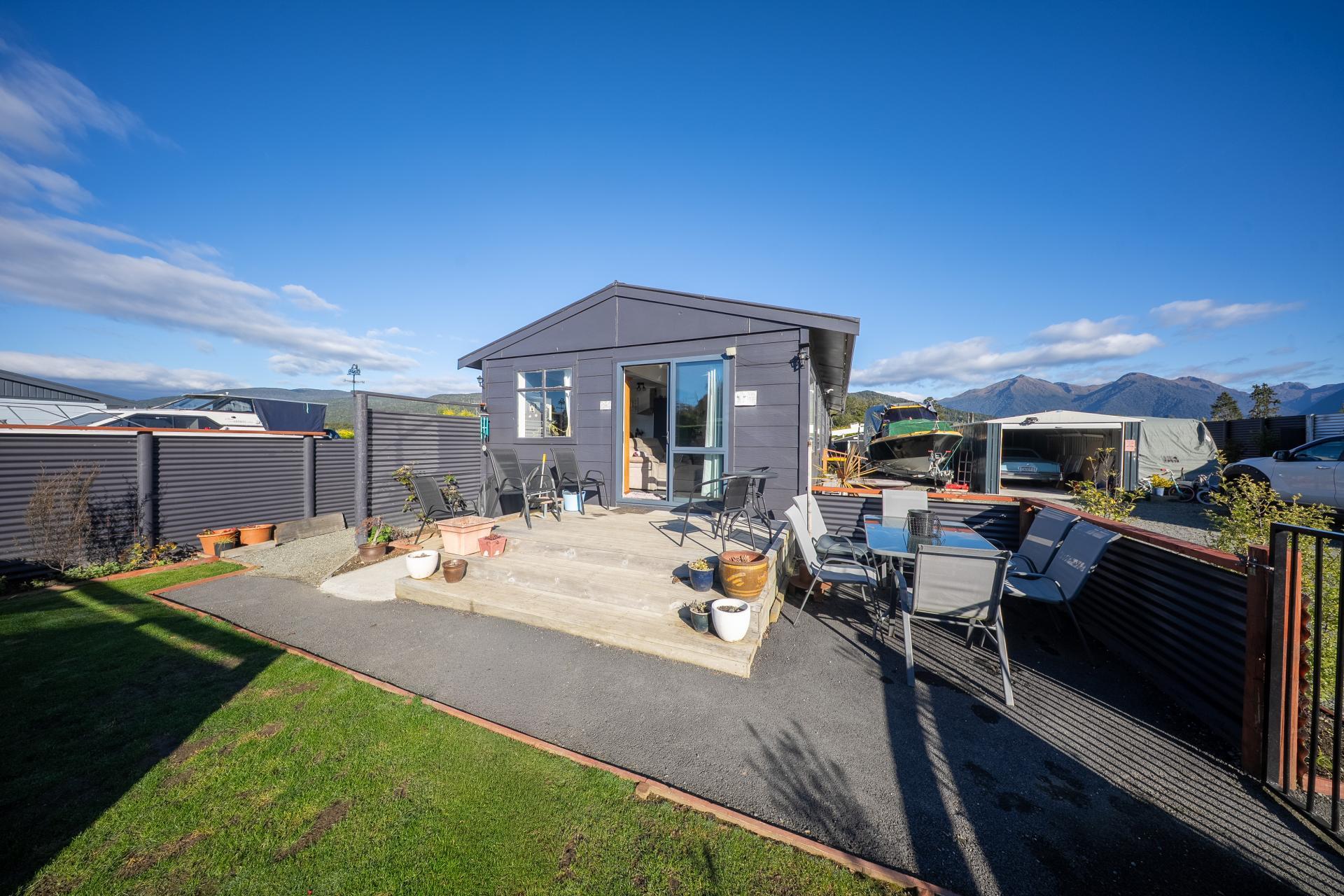 23B Waiau Street, Manapouri