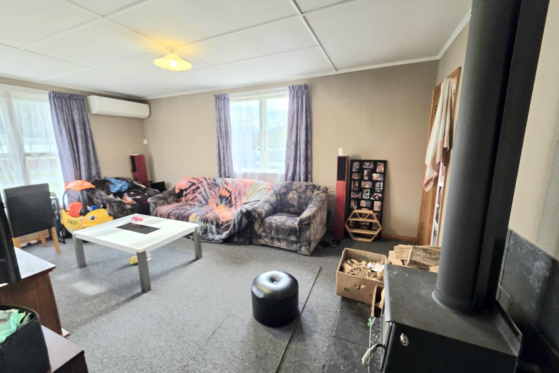 1 Roach Street, Holmes Hill