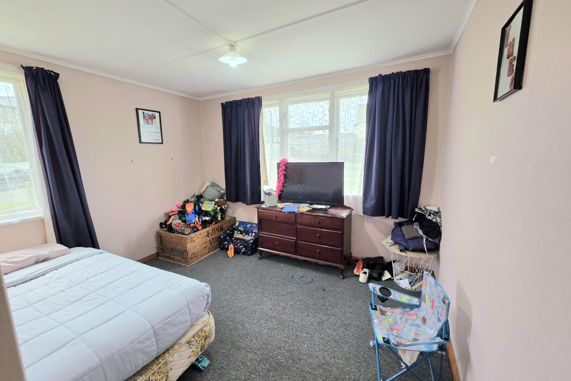 1 Roach Street, Holmes Hill
