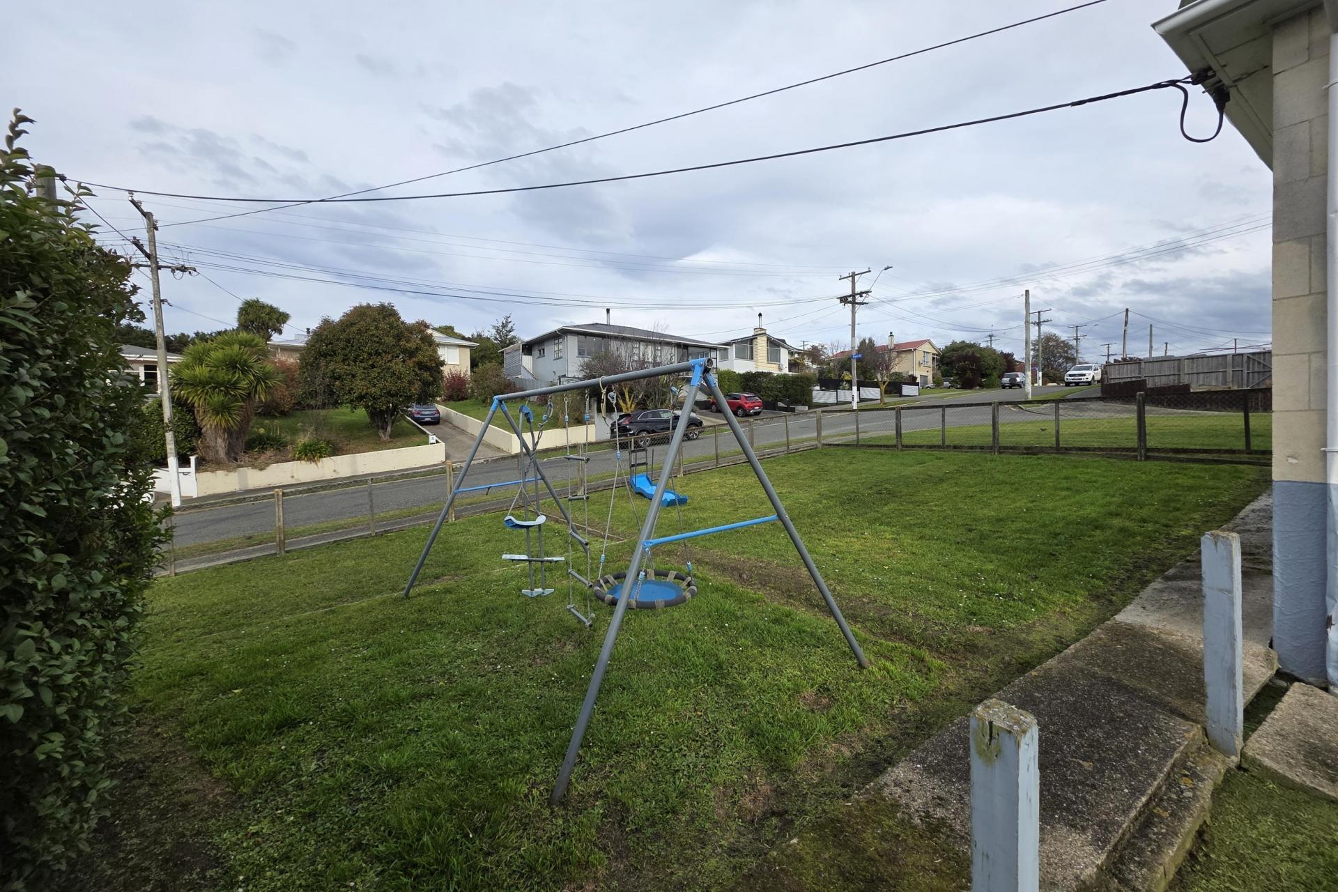 1 Roach Street, Holmes Hill