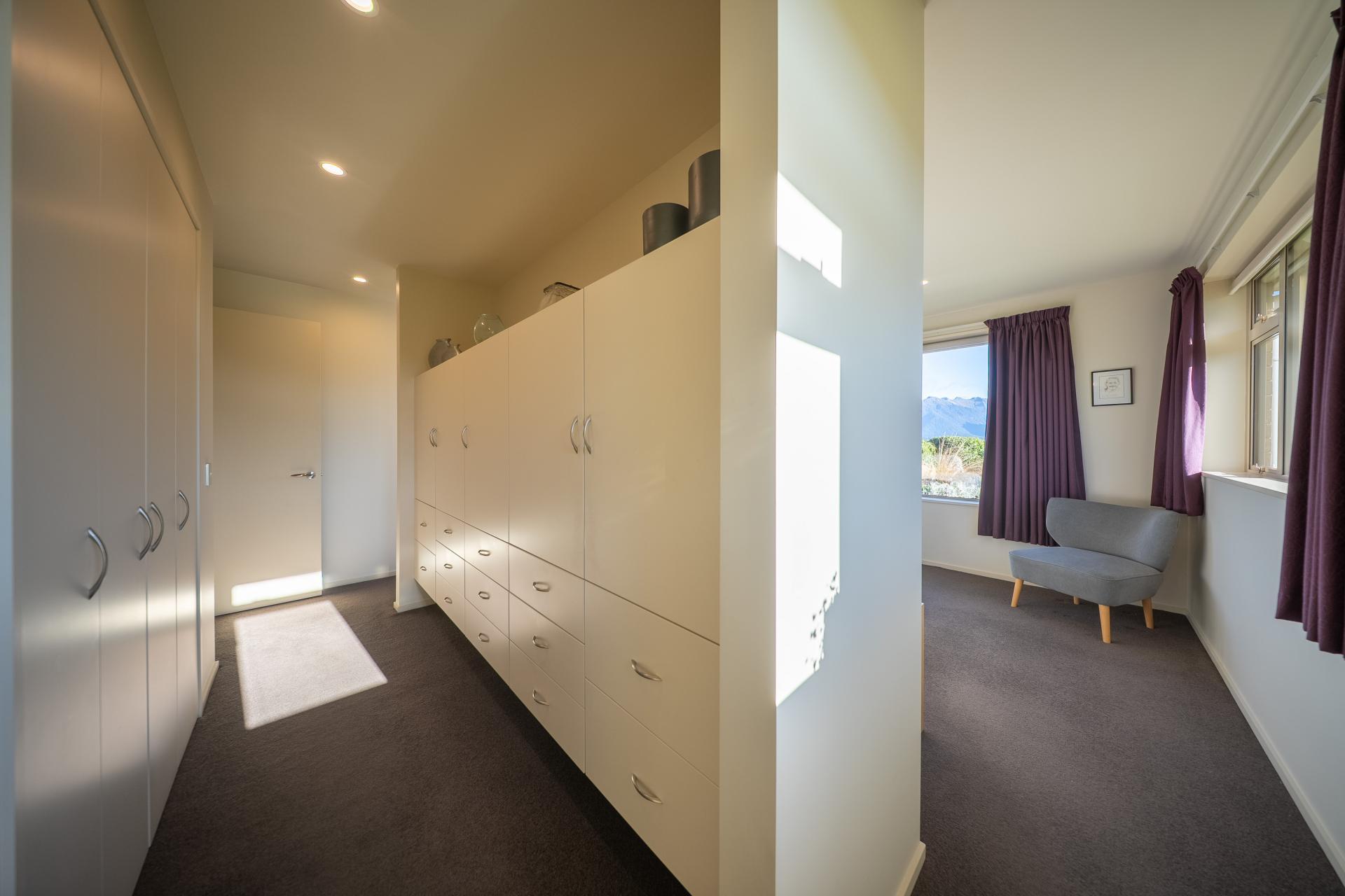 73 Holmwood Road, Manapouri