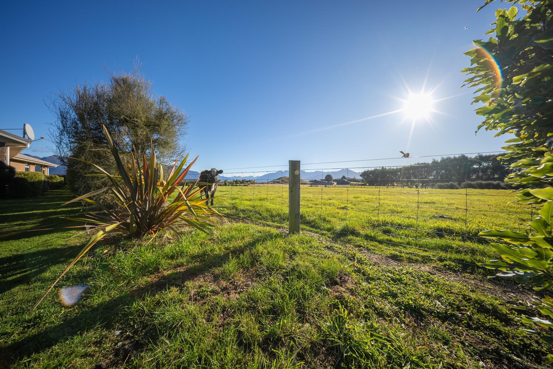 73 Holmwood Road, Manapouri