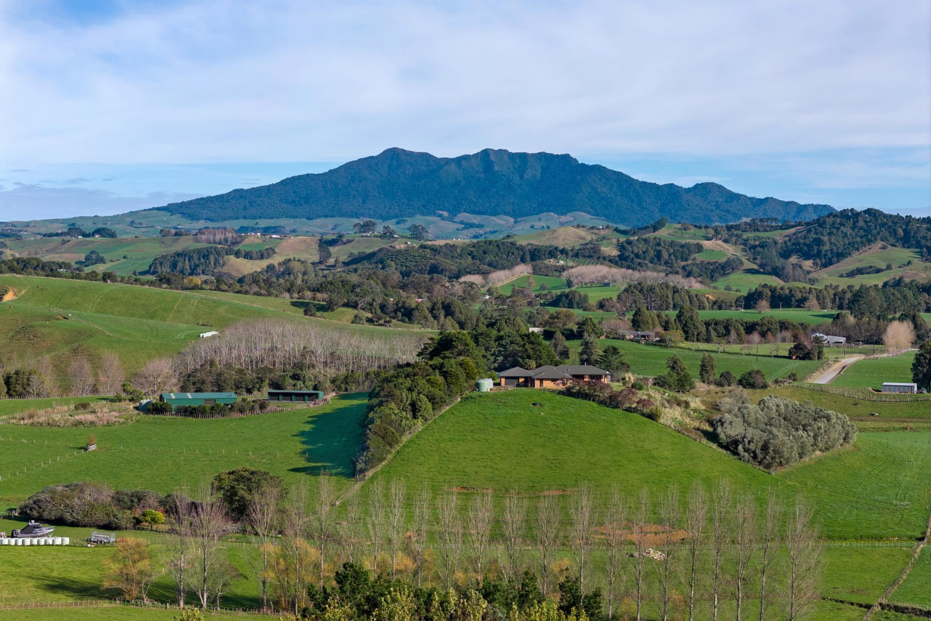 143 Pond Road, Raglan
