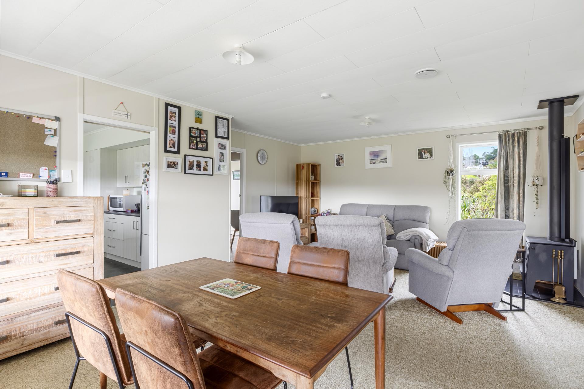 4062 Kaipara Coast Highway, Tauhoa