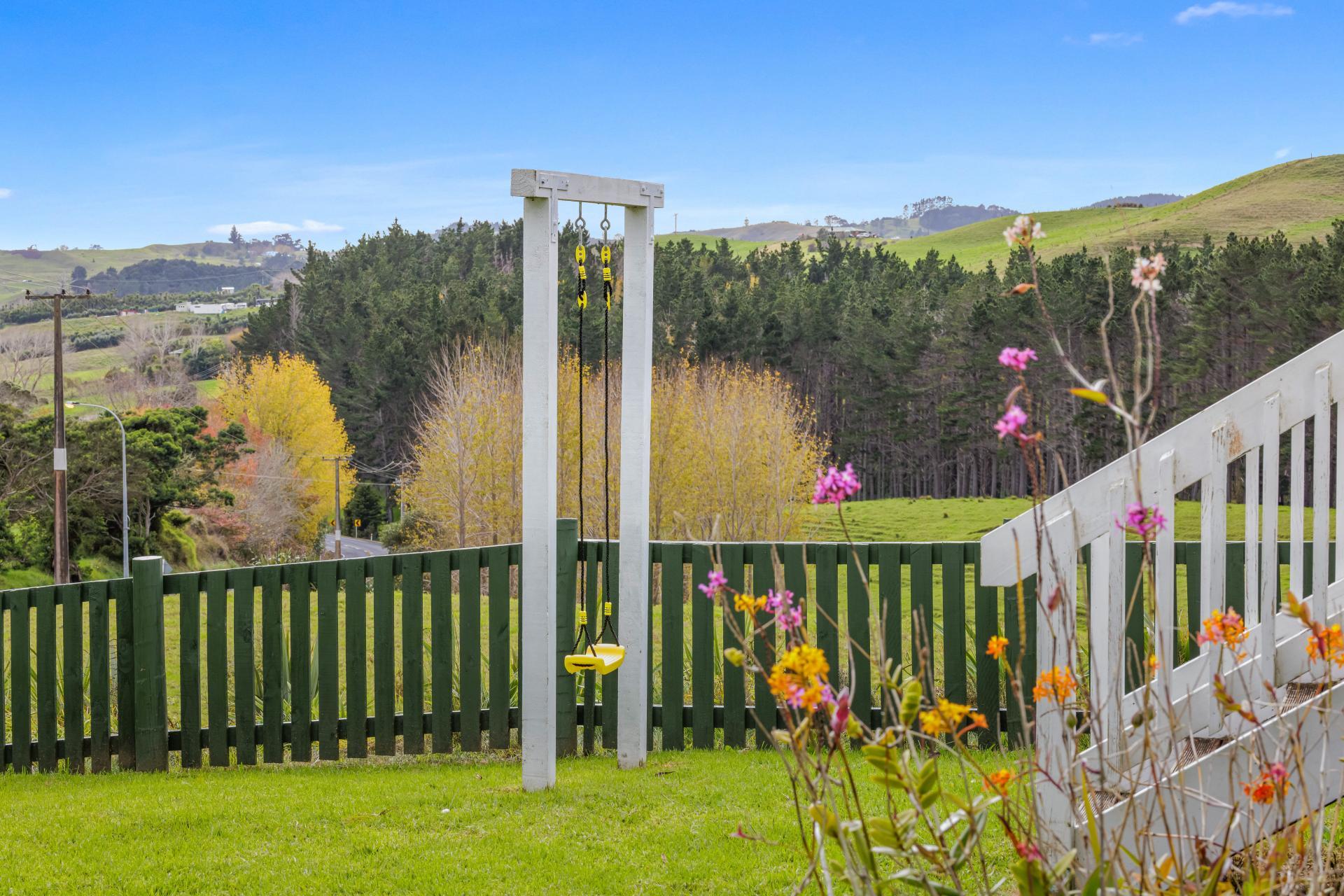 4062 Kaipara Coast Highway, Tauhoa