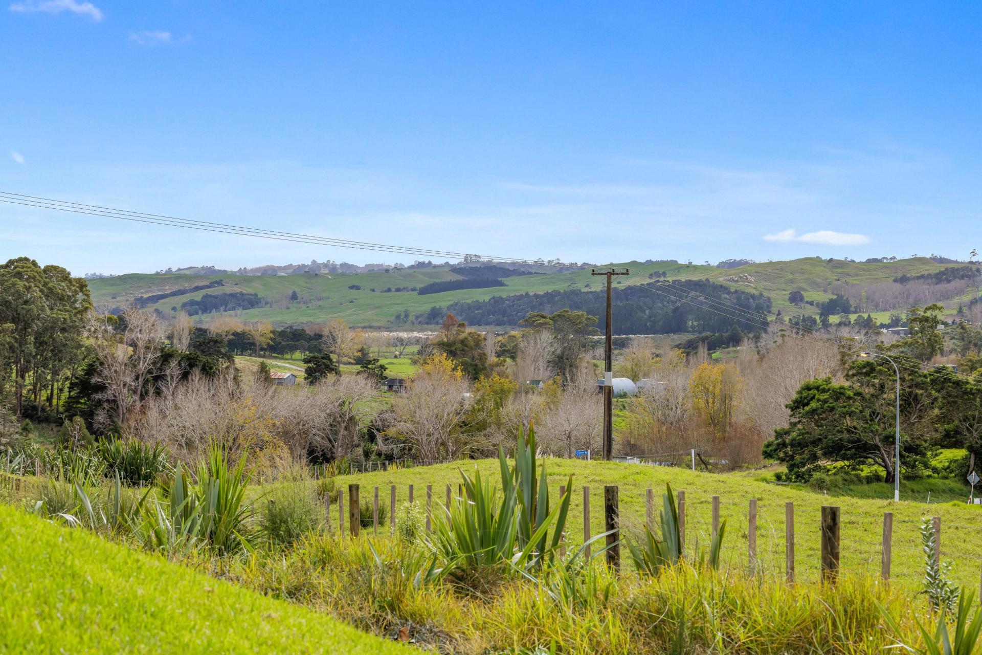 4062 Kaipara Coast Highway, Tauhoa
