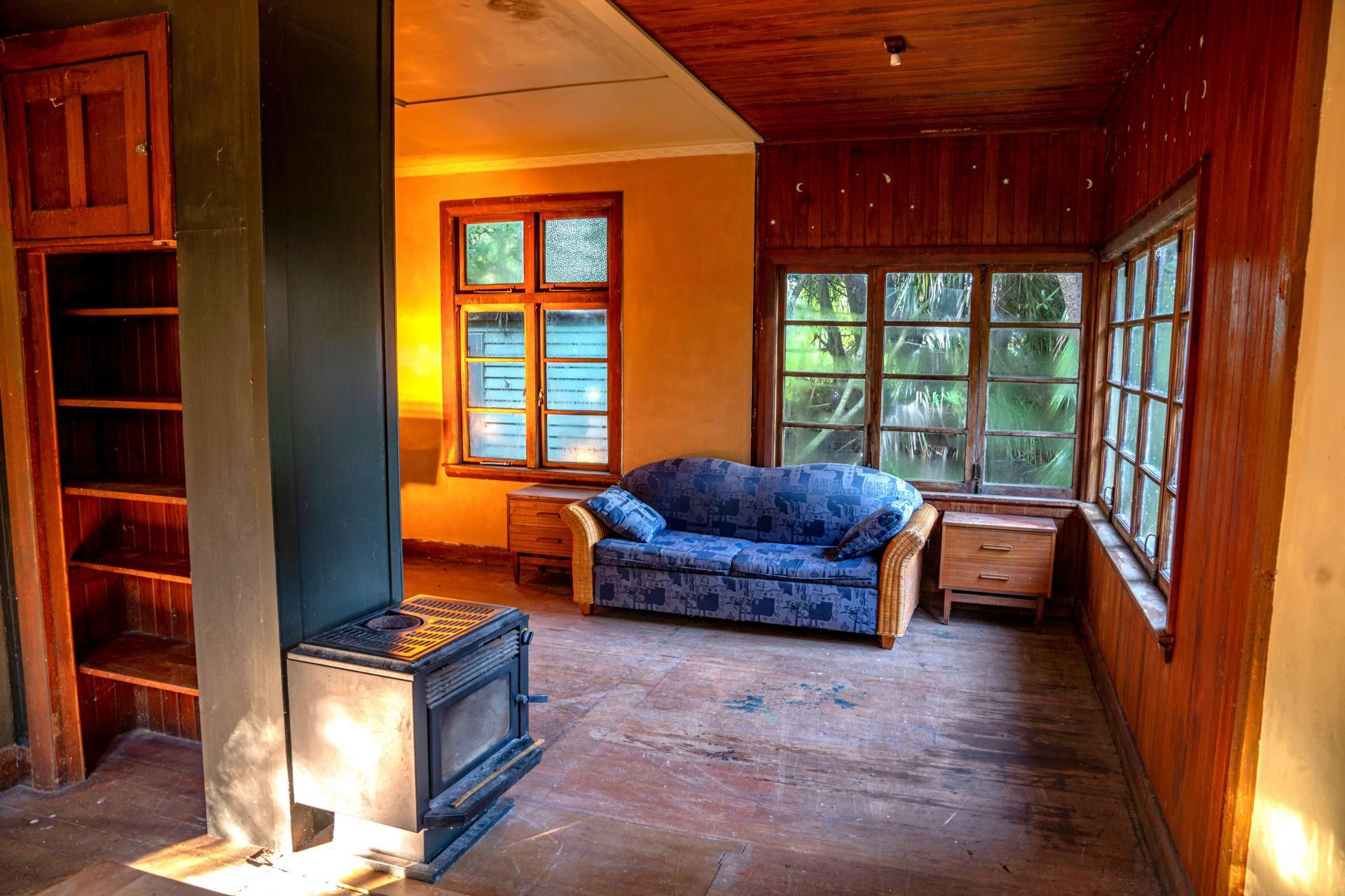 12 Glendining Road, Waihua