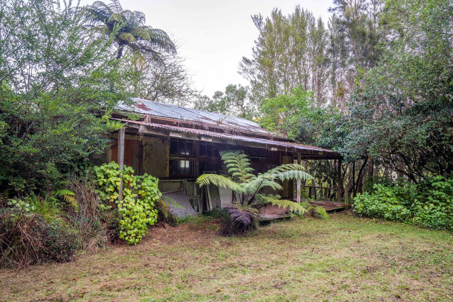 12 Glendining Road, Waihua