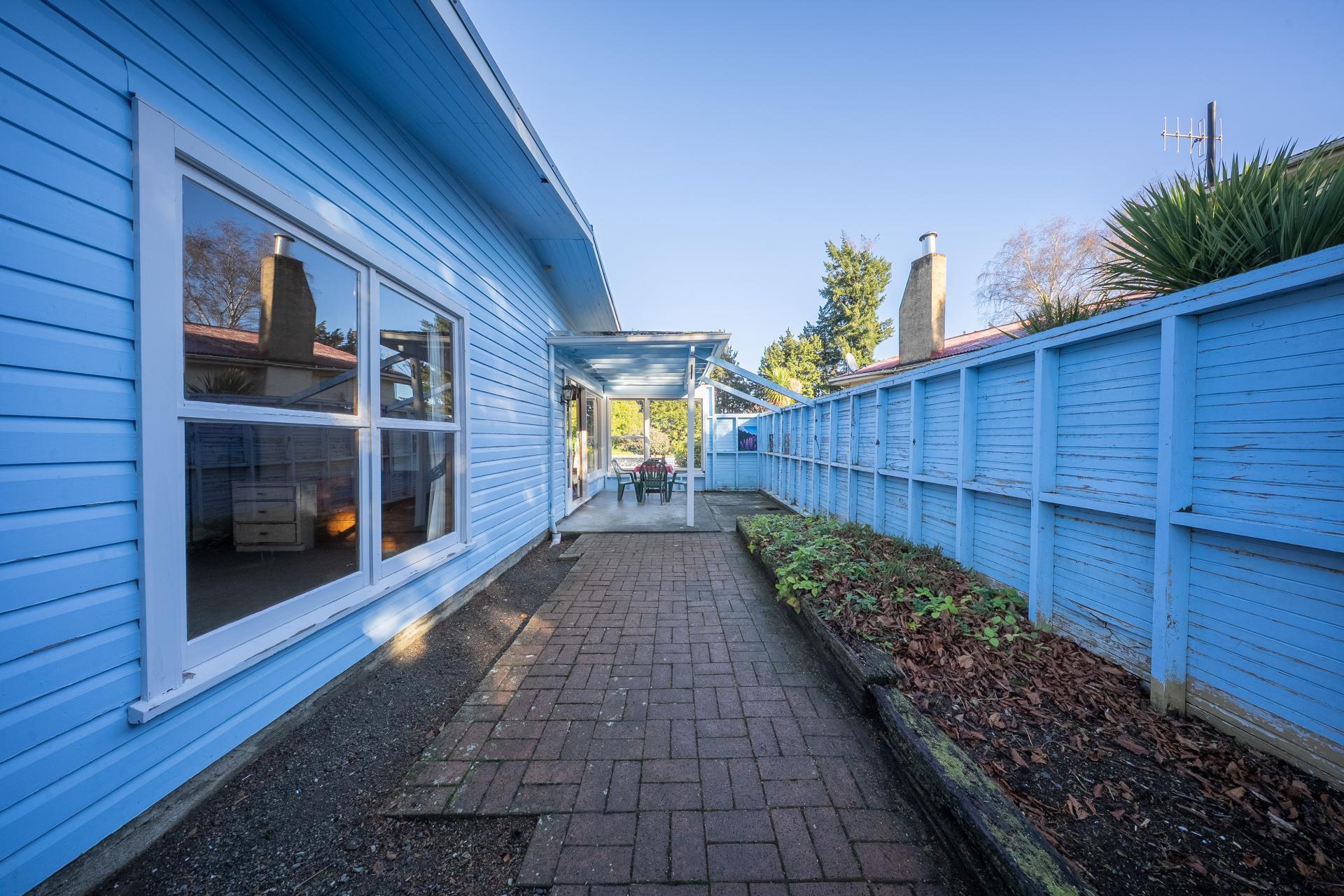 14 Lakefront Drive, Te Anau