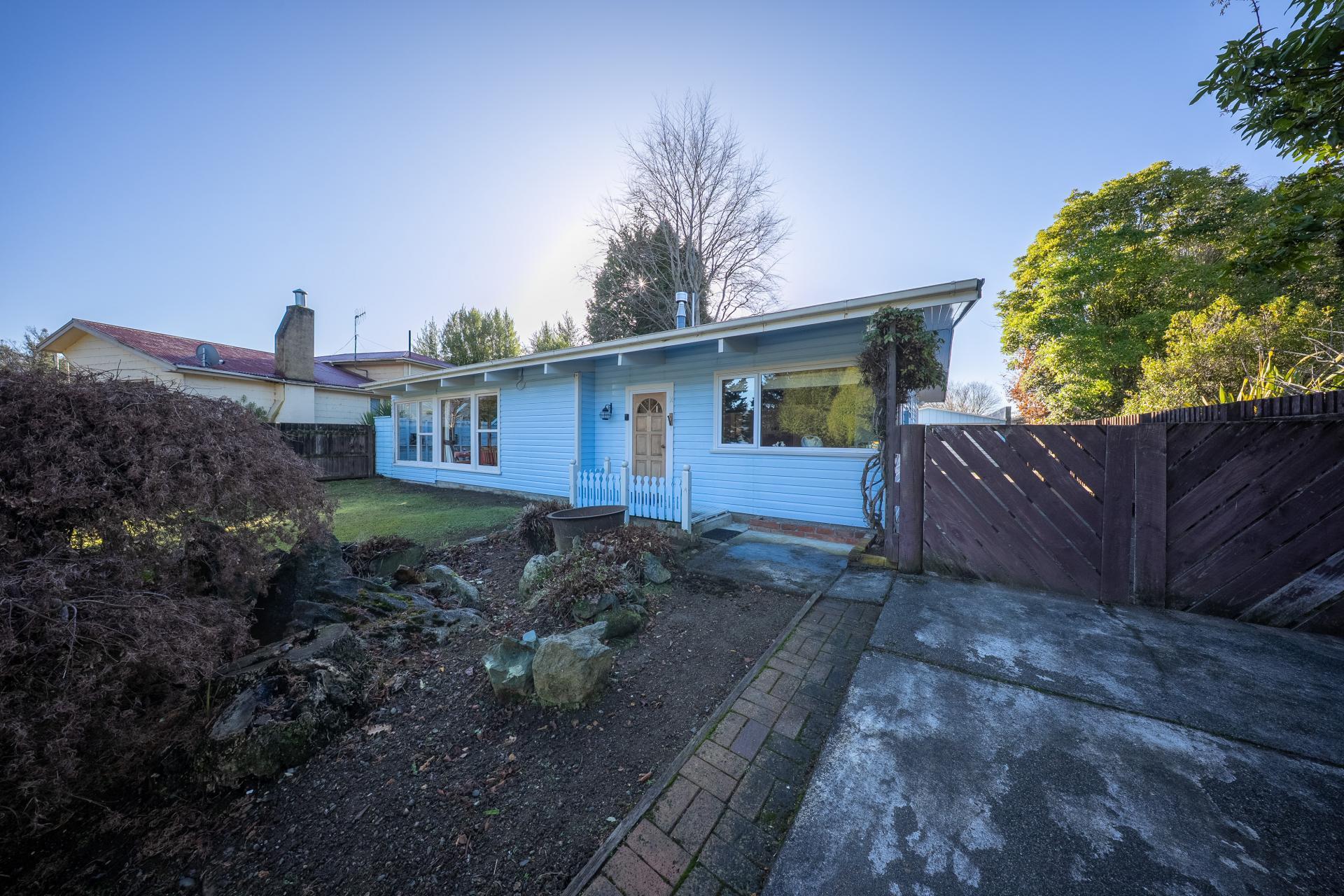 14 Lakefront Drive, Te Anau