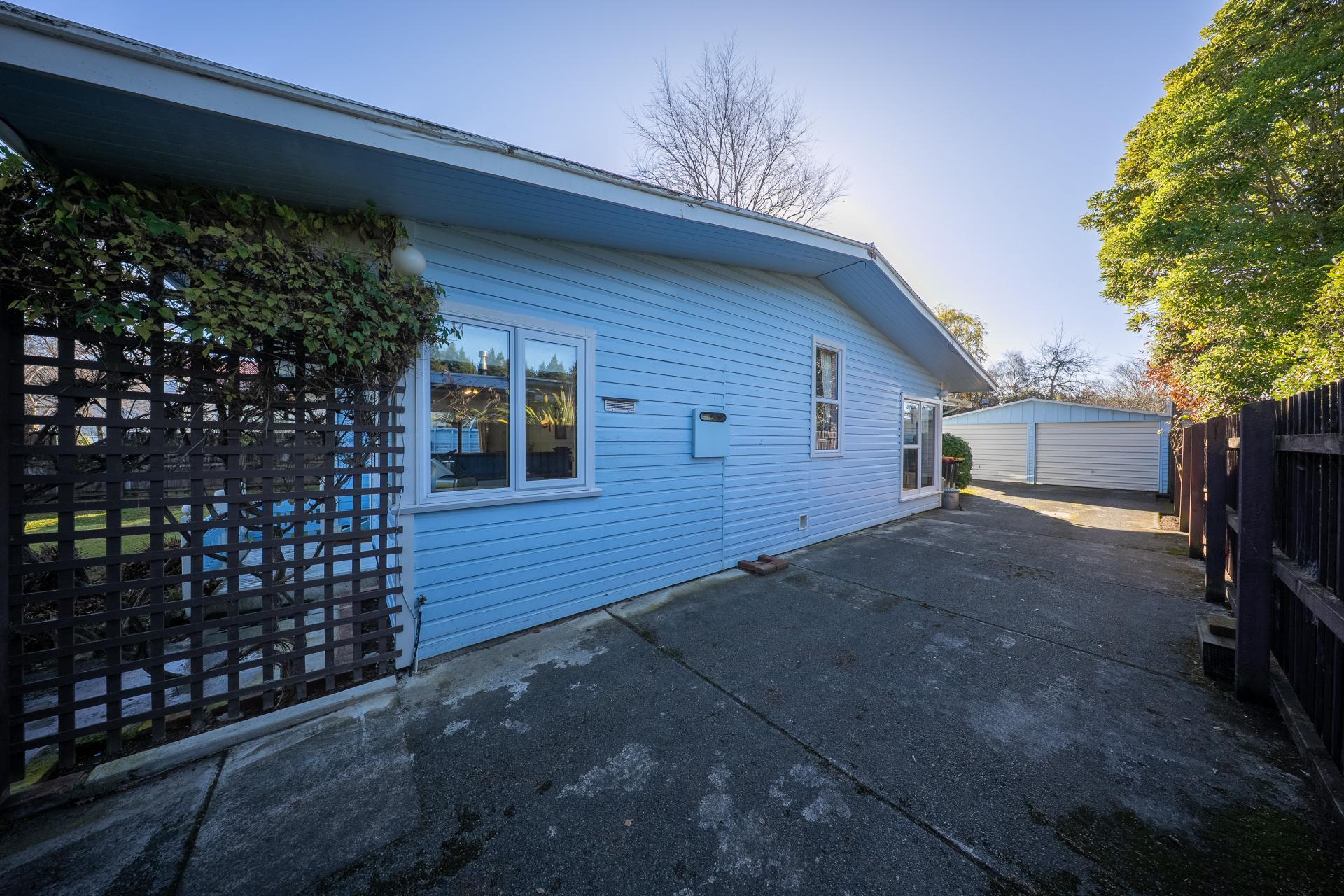 14 Lakefront Drive, Te Anau