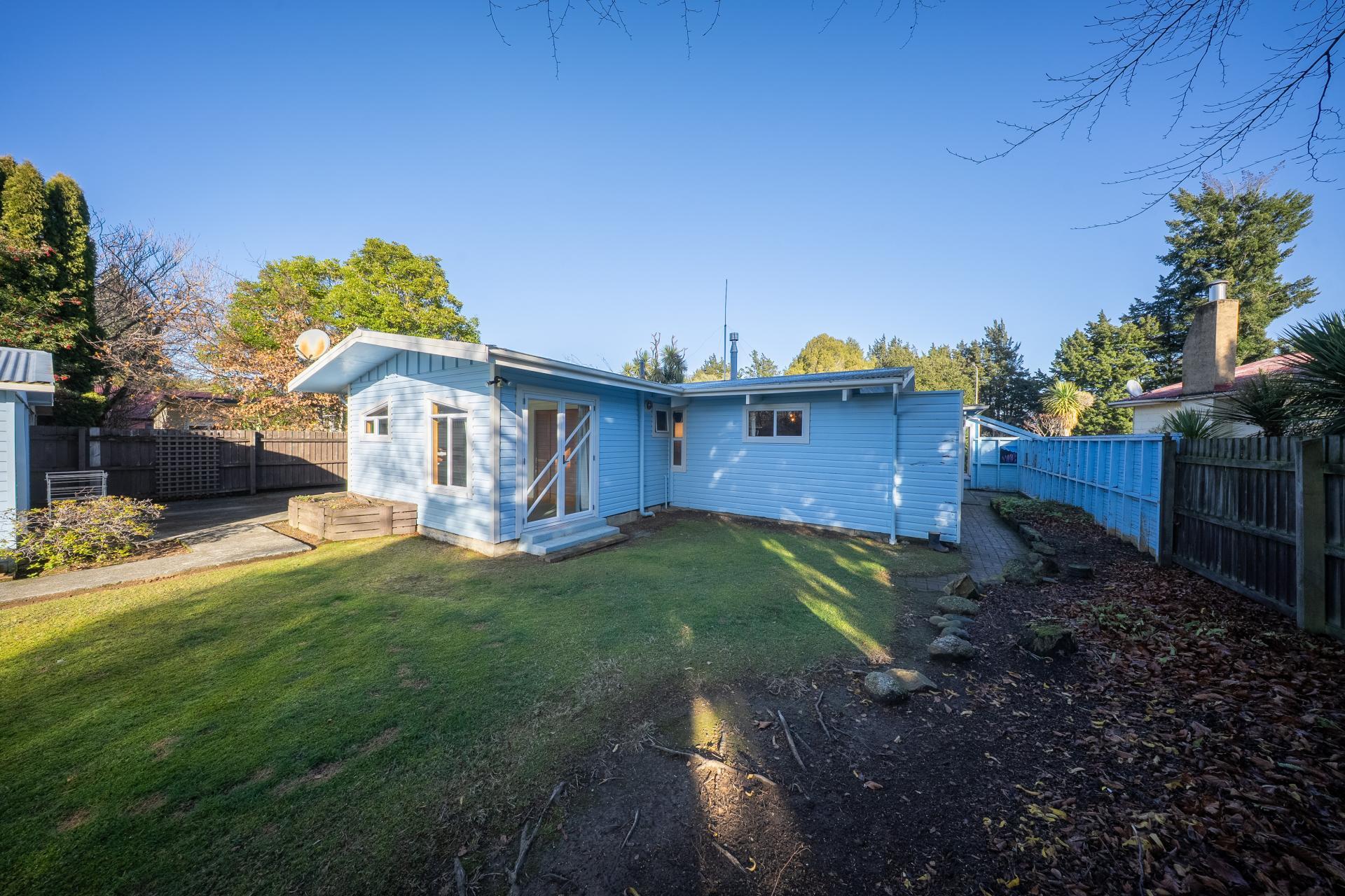 14 Lakefront Drive, Te Anau