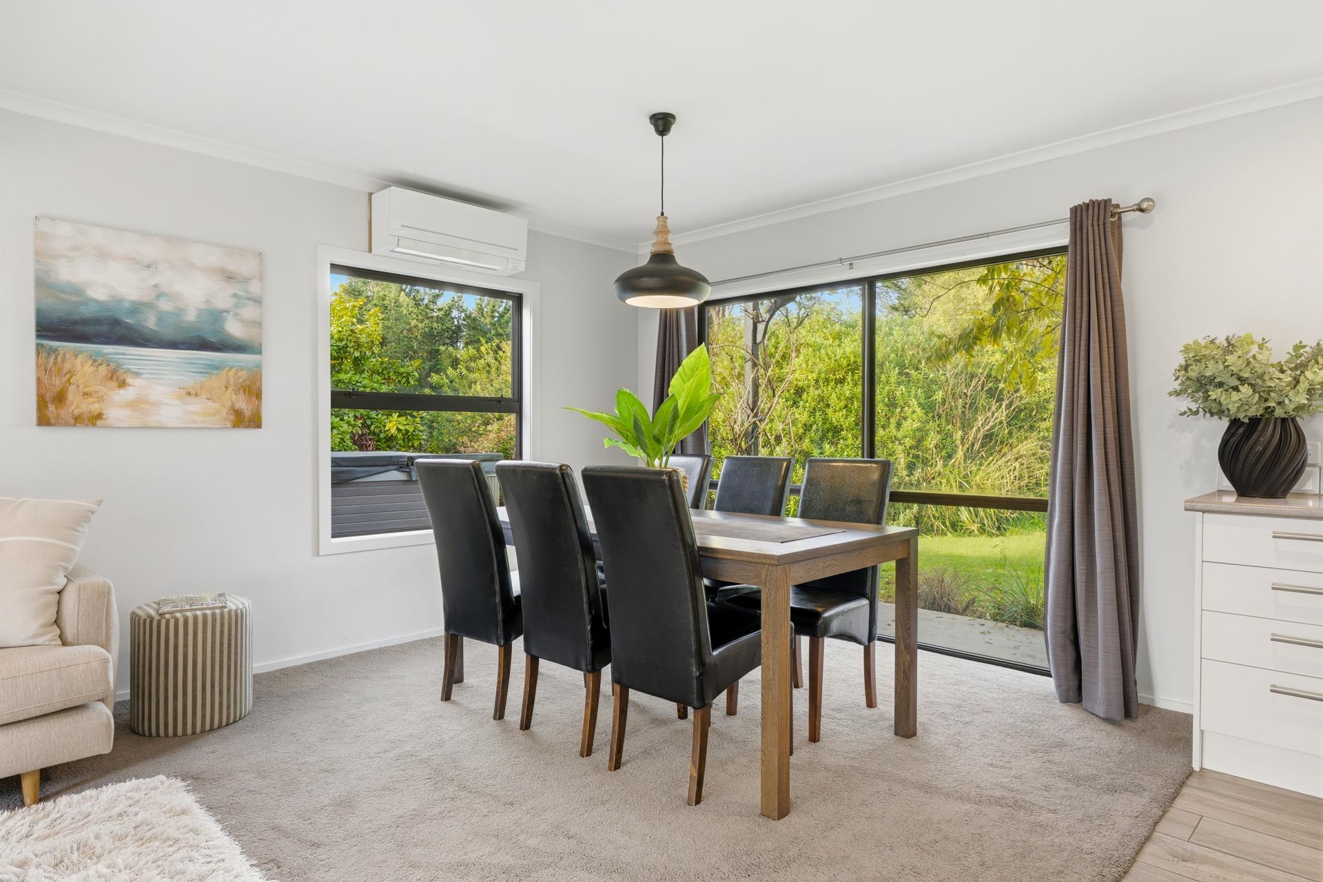 222 Chain Hills Road, Chain Hills